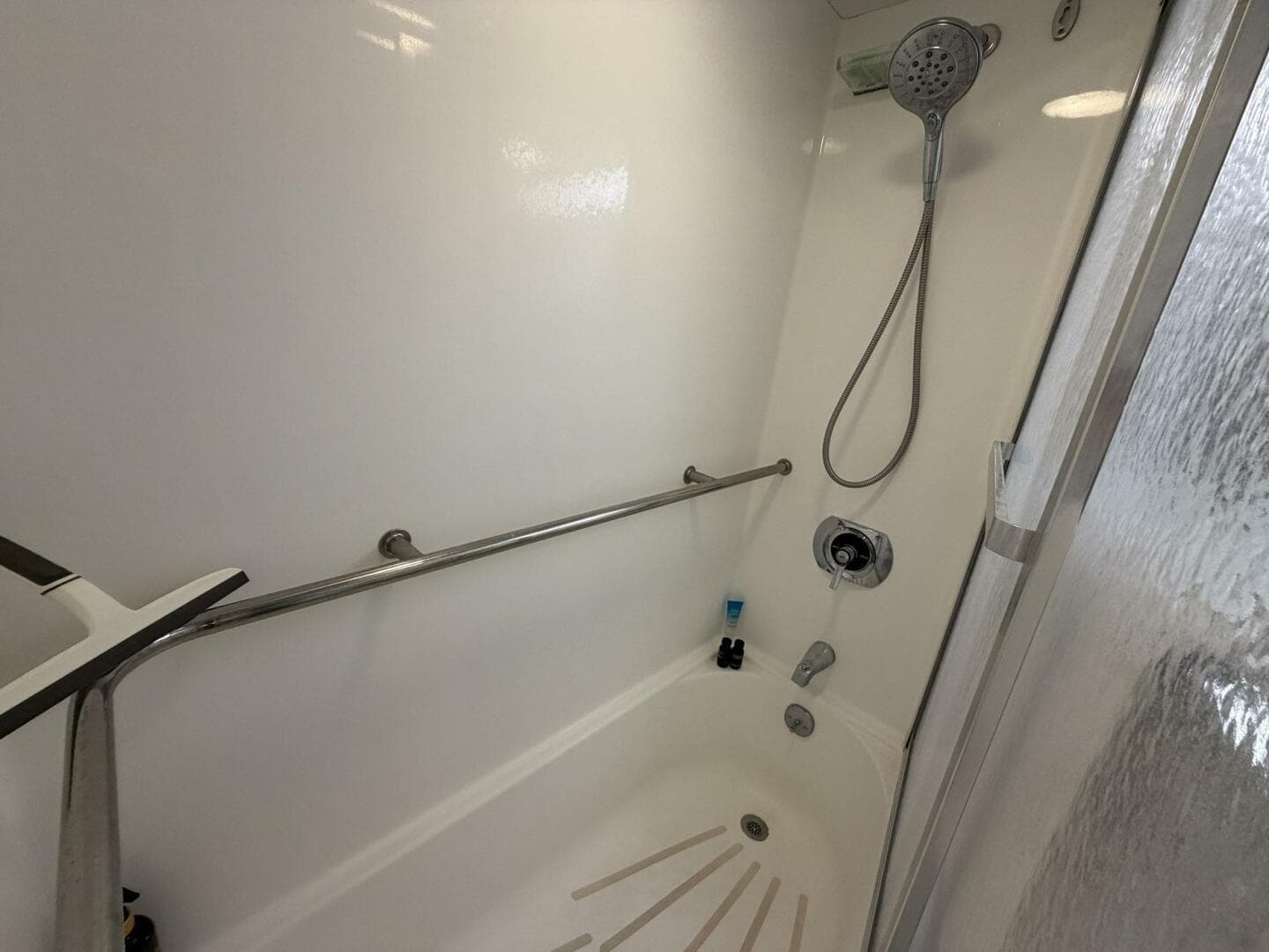 1987 Hatteras Motor Yacht