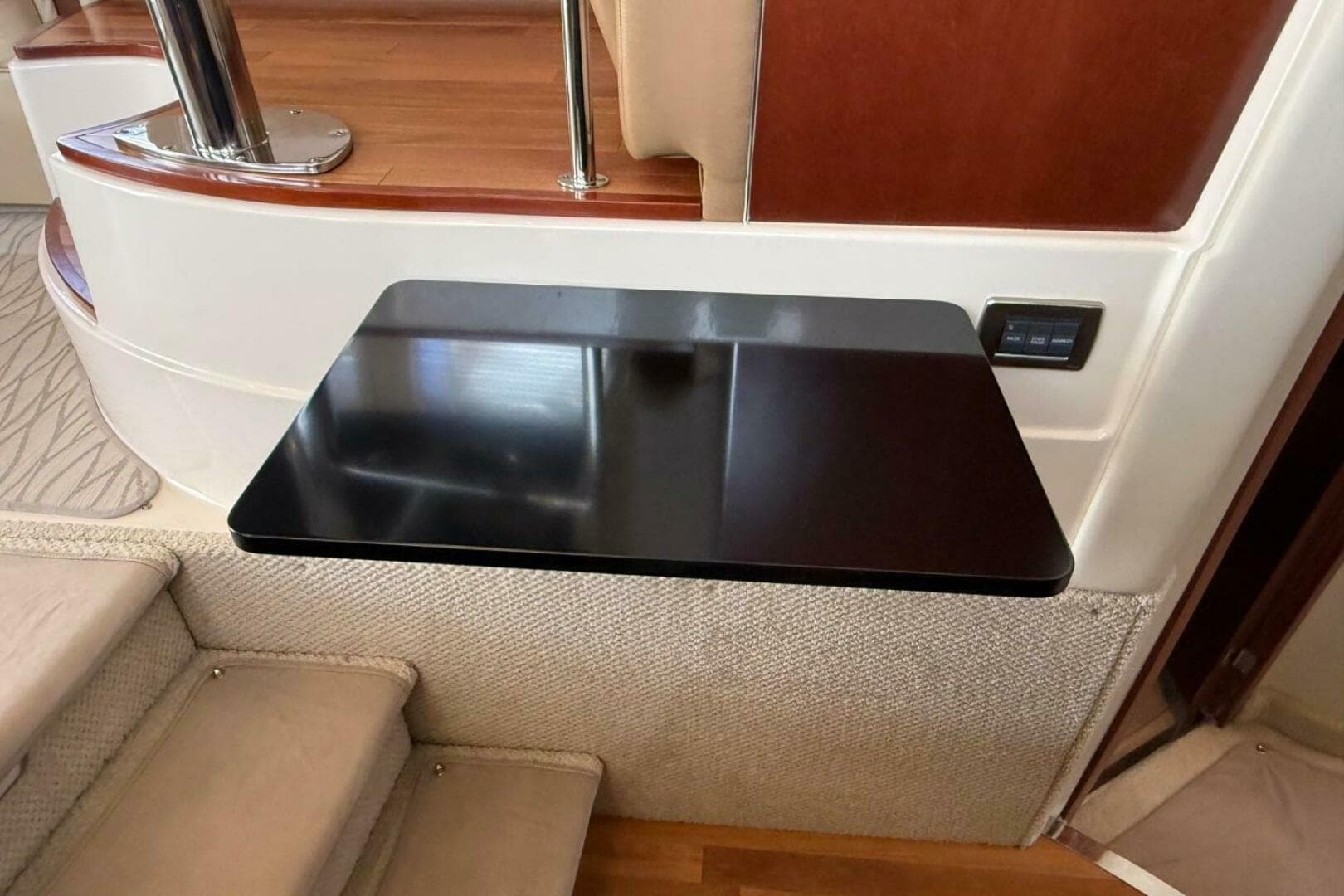 2006 Sea Ray 44 Sedan Bridge