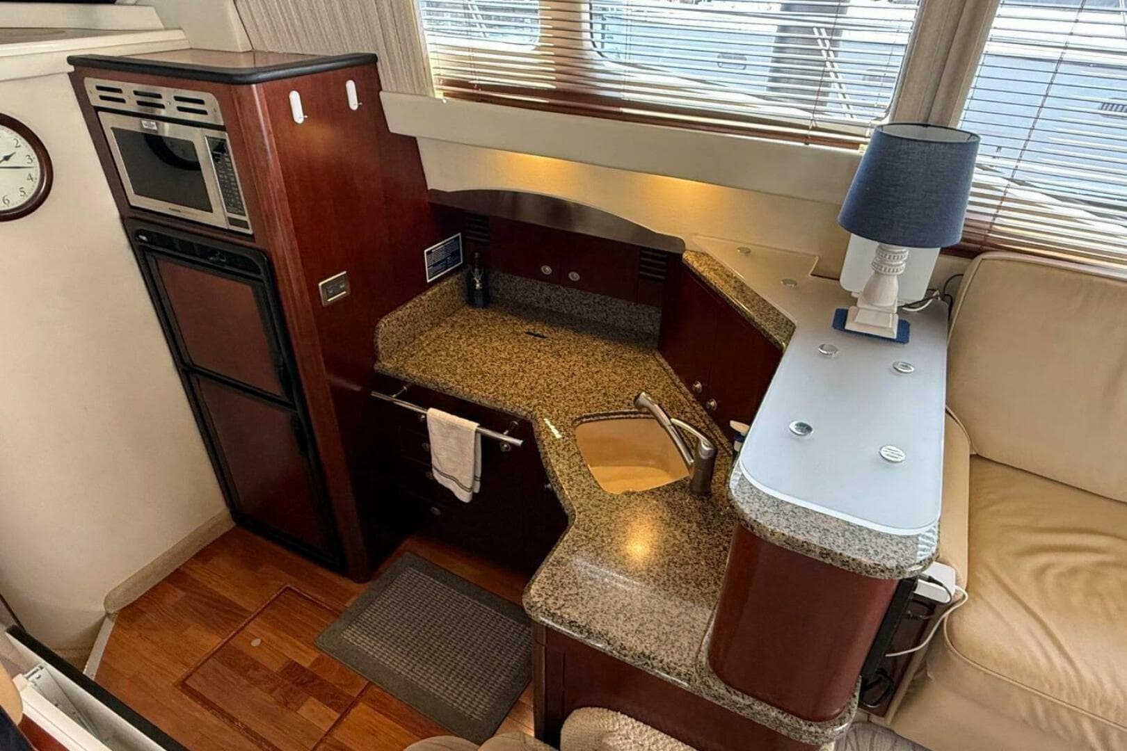 2006 Sea Ray 44 Sedan Bridge