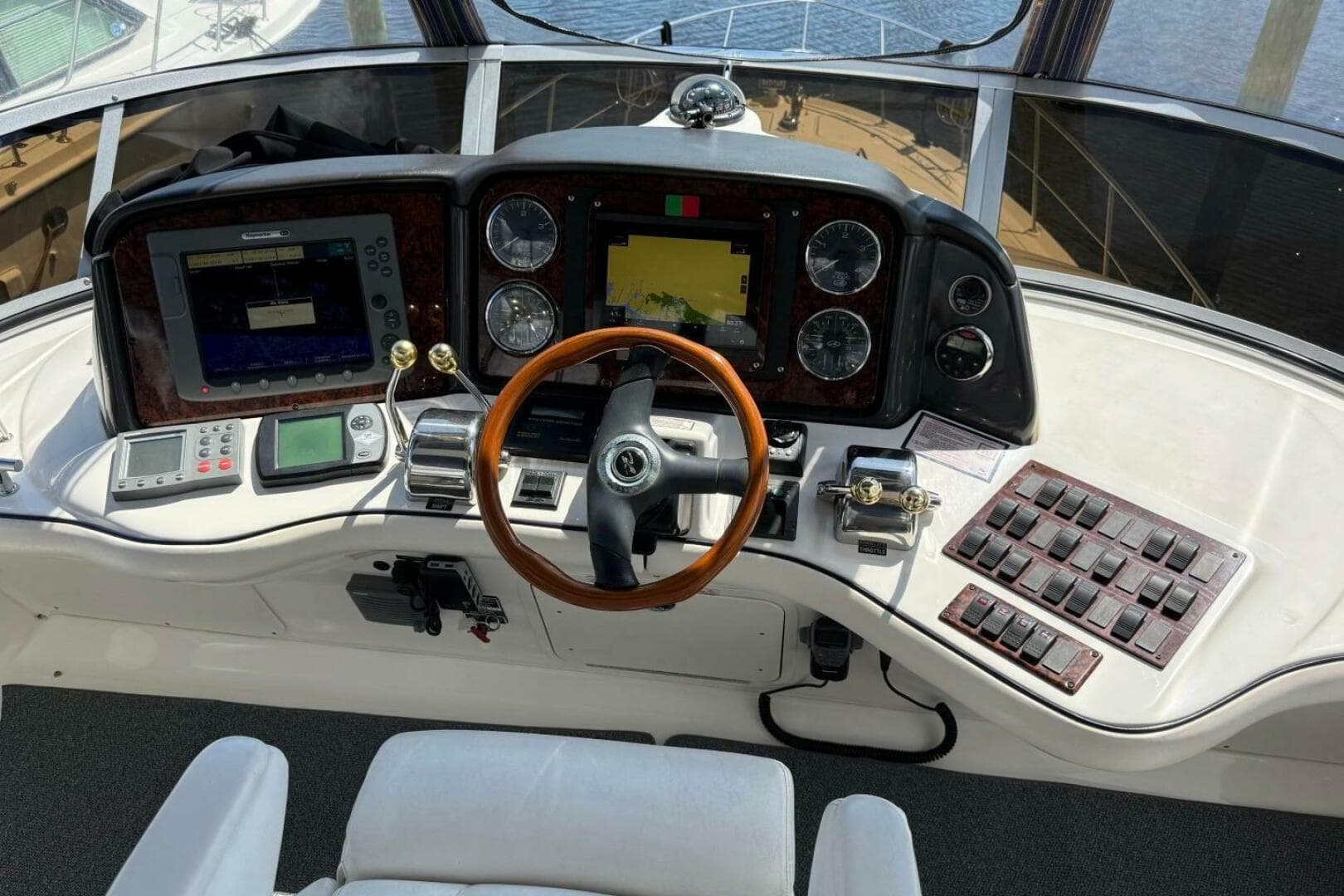 2006 Sea Ray 44 Sedan Bridge