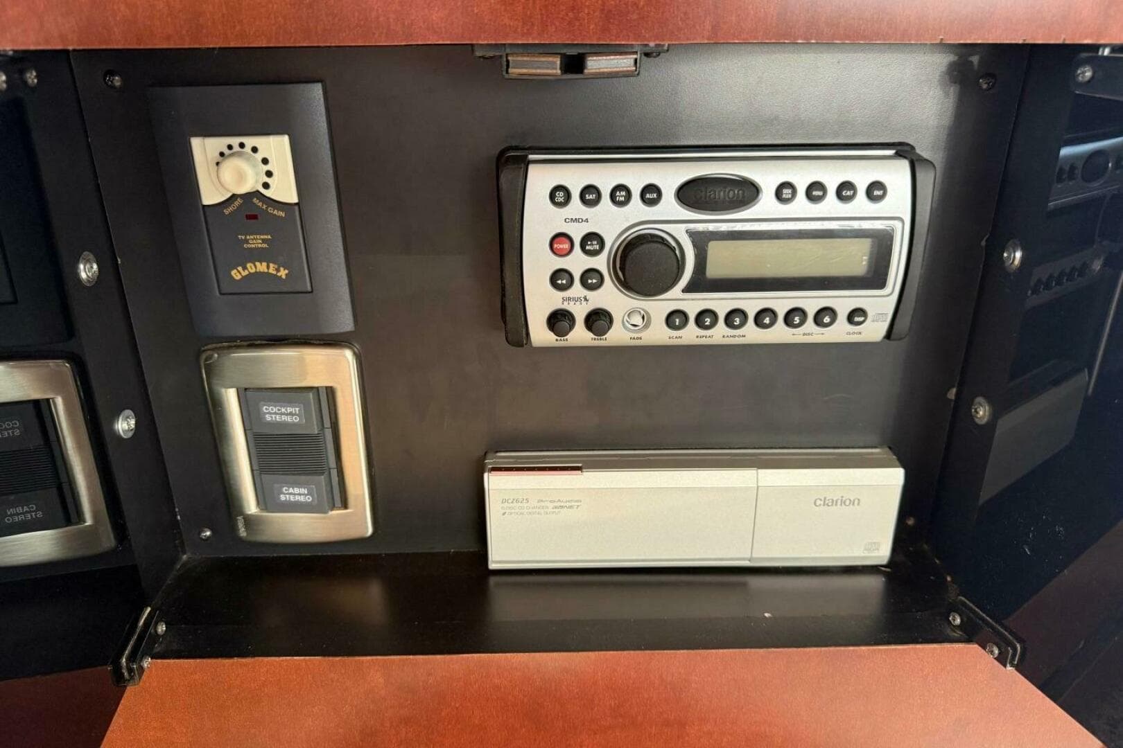 2006 Sea Ray 44 Sedan Bridge