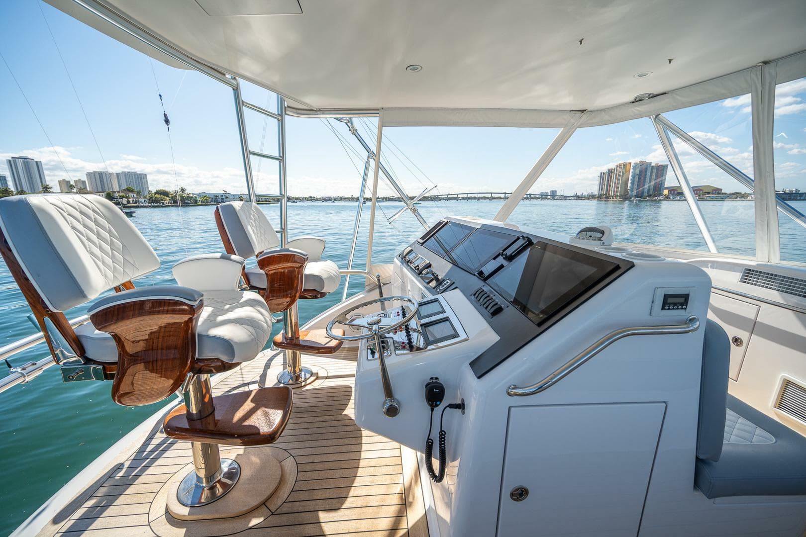 2009 Cabo 52 Flybridge