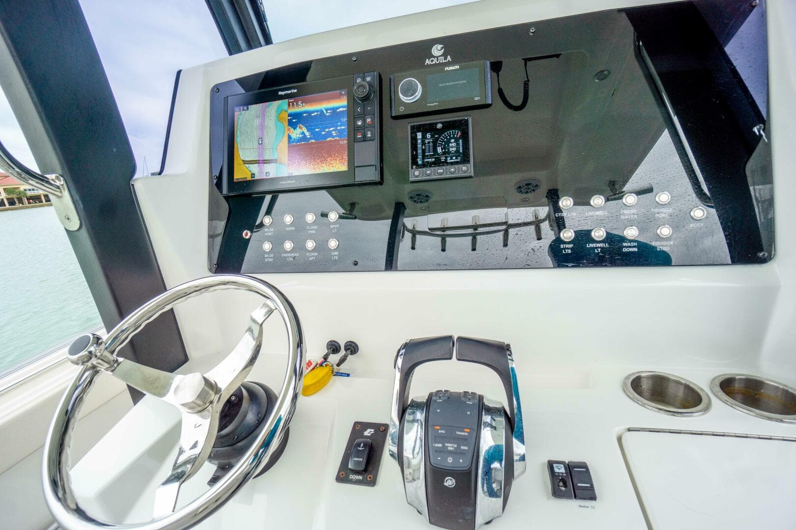 2022 Aquila 28 Molokai