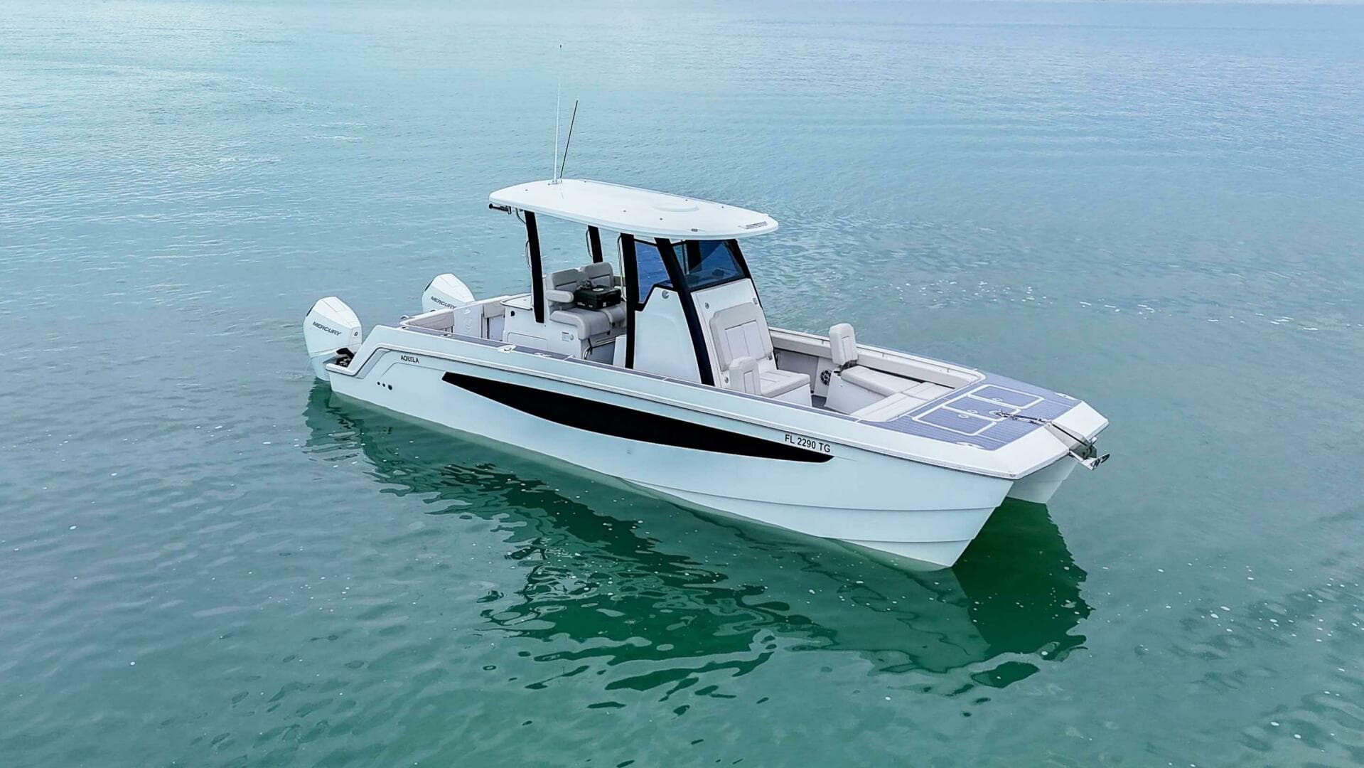 2022 Aquila 28 Molokai