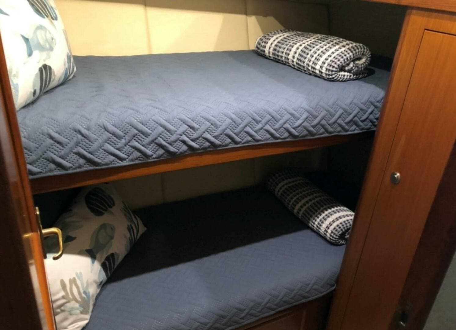 1998 Ocean Yachts 53 Convertible