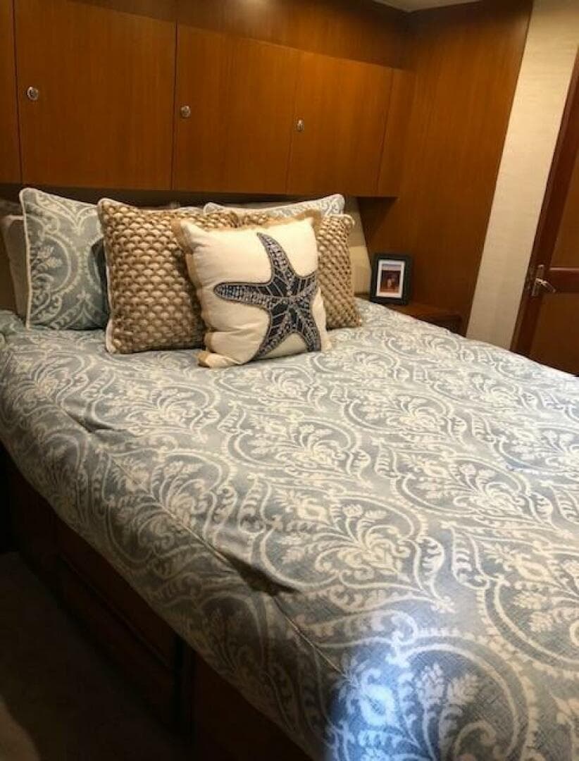 1998 Ocean Yachts 53 Convertible