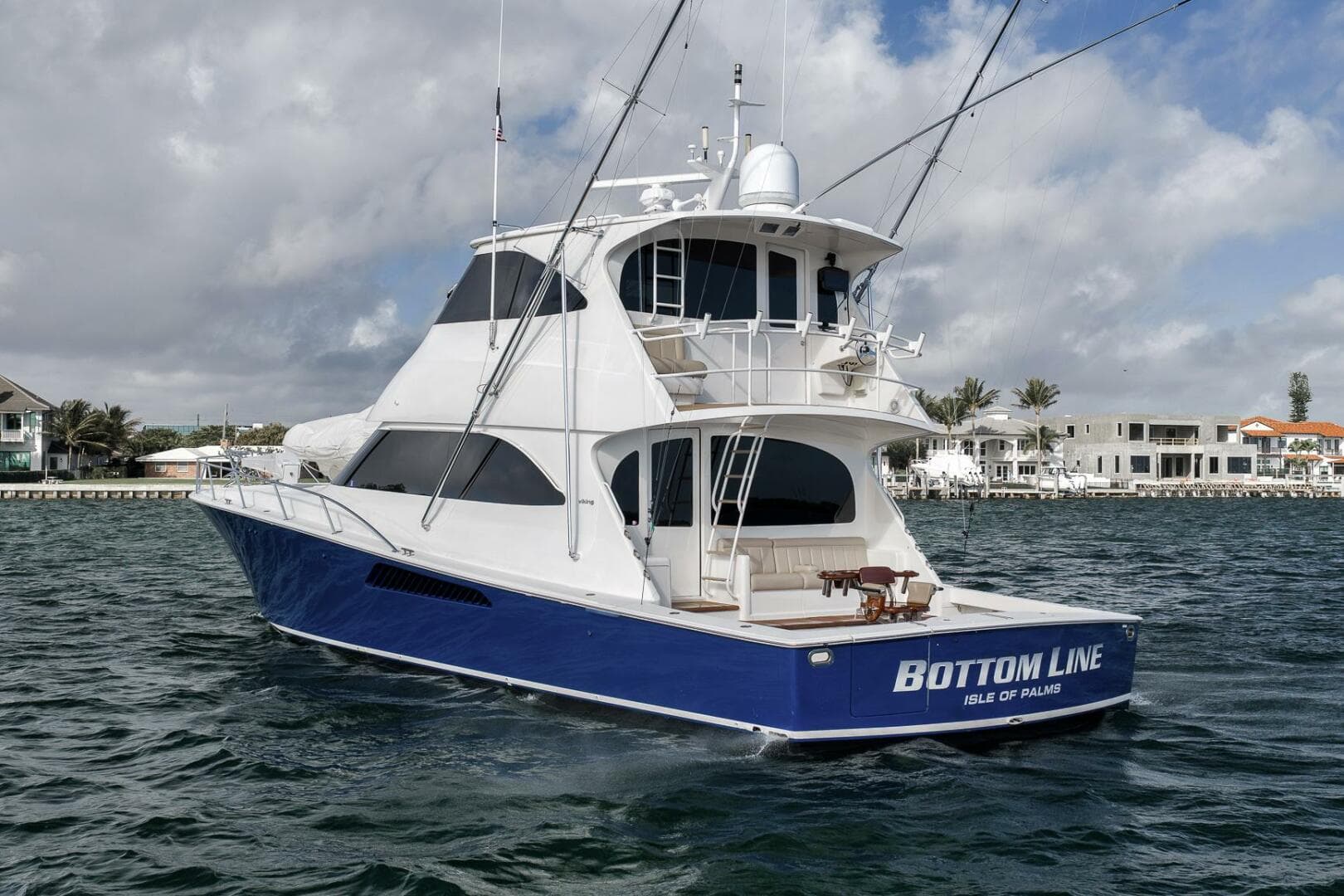 Viking 60 Bottom Line - Exterior Profile