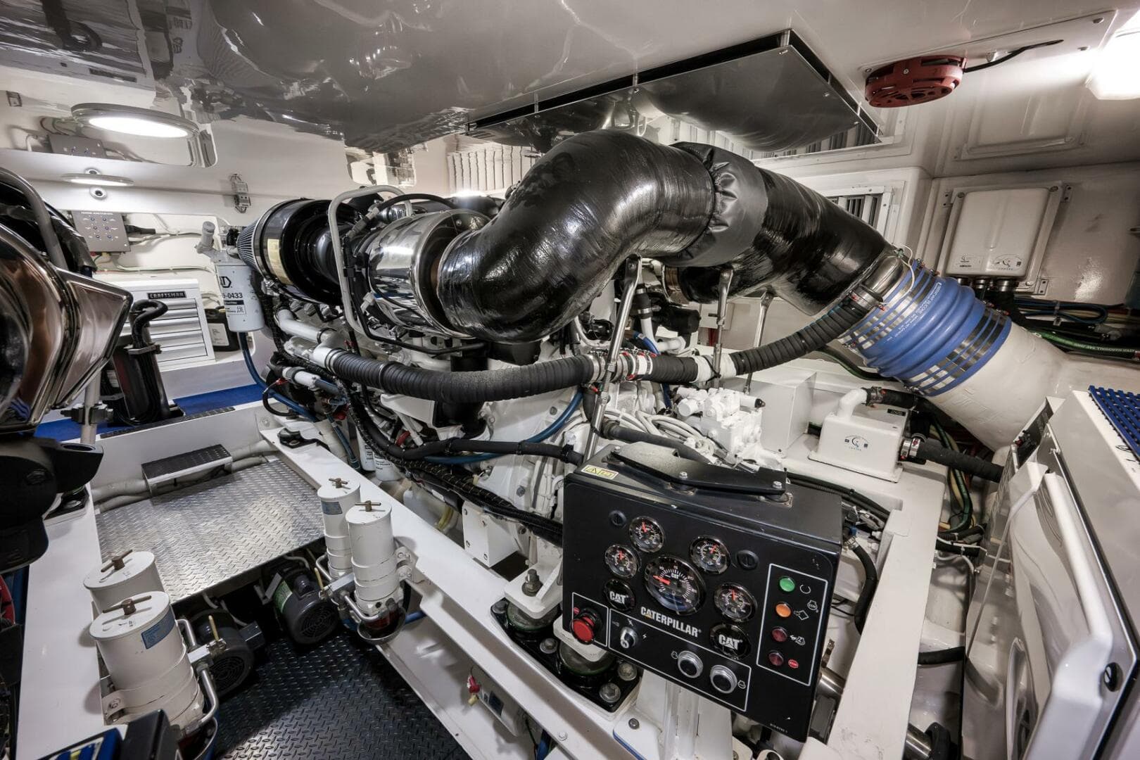 Viking 60 Bottom Line - Engine Room