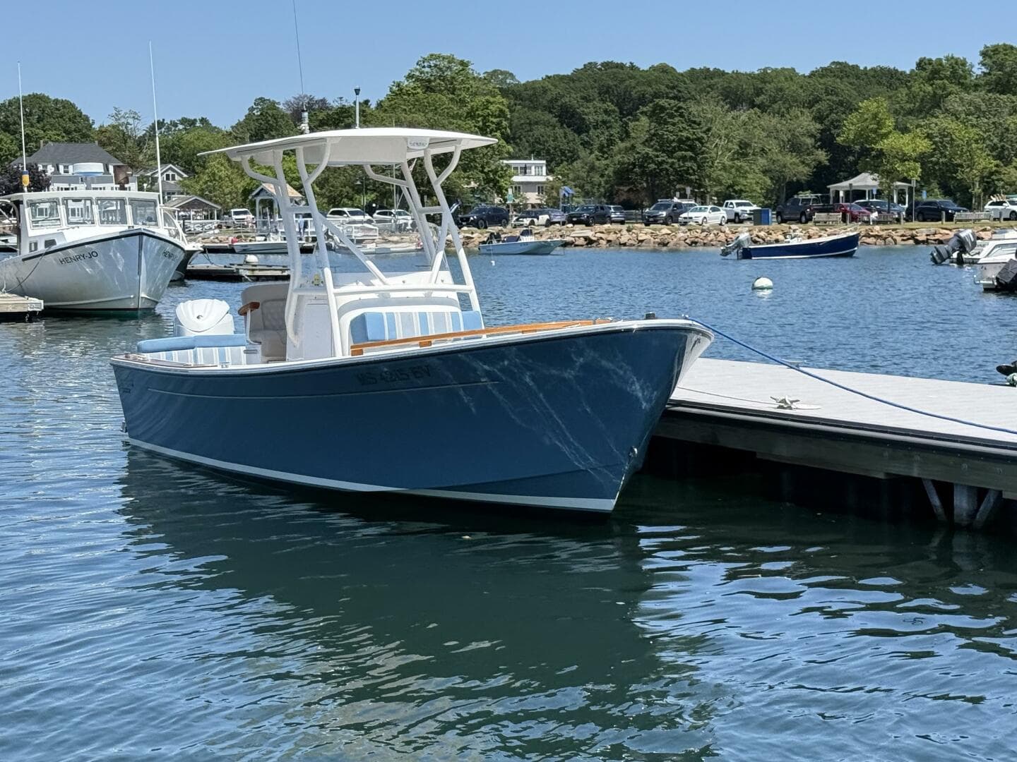 2017 Vanquish Bristol Harbor 23 CC