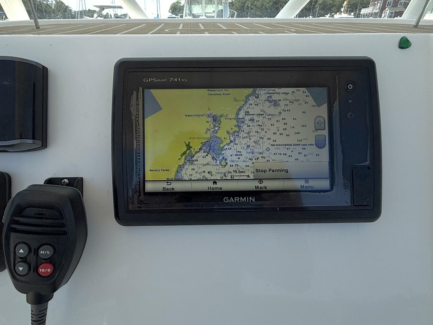 2017 Vanquish Bristol Harbor 23 CC