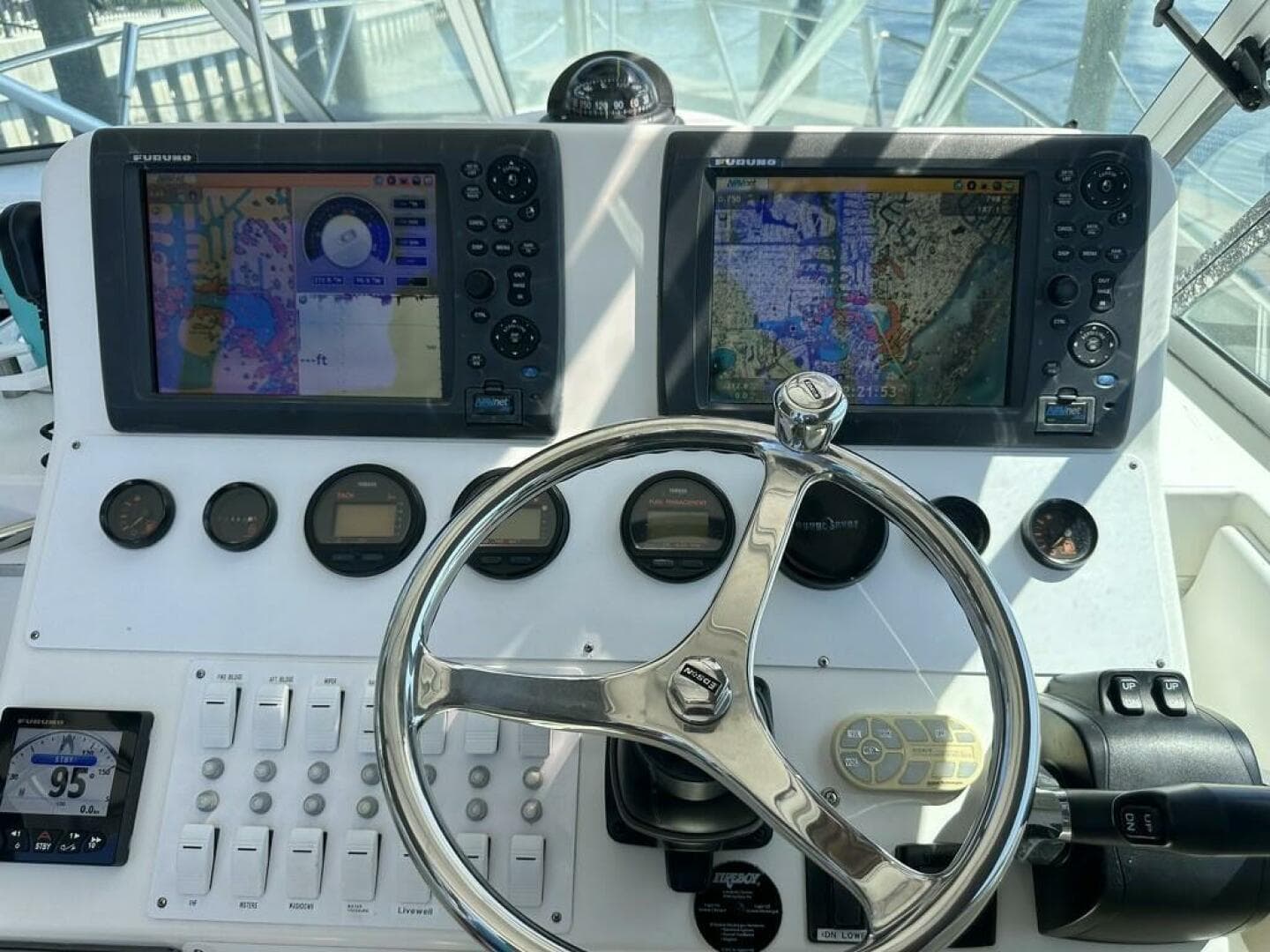 2001 Stamas 310 Express