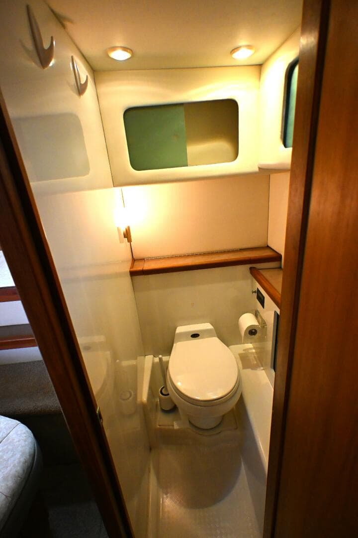 1996 Bayliner 4087 Aft Cabin Motoryacht