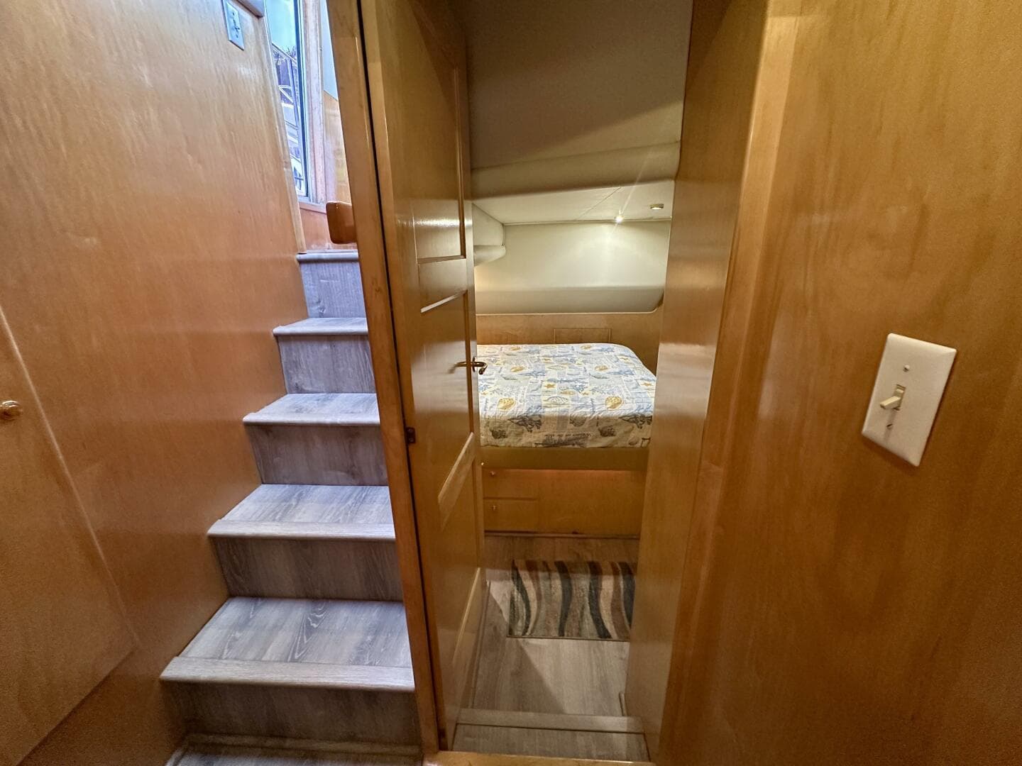 2000 Navigator 4600 Classic