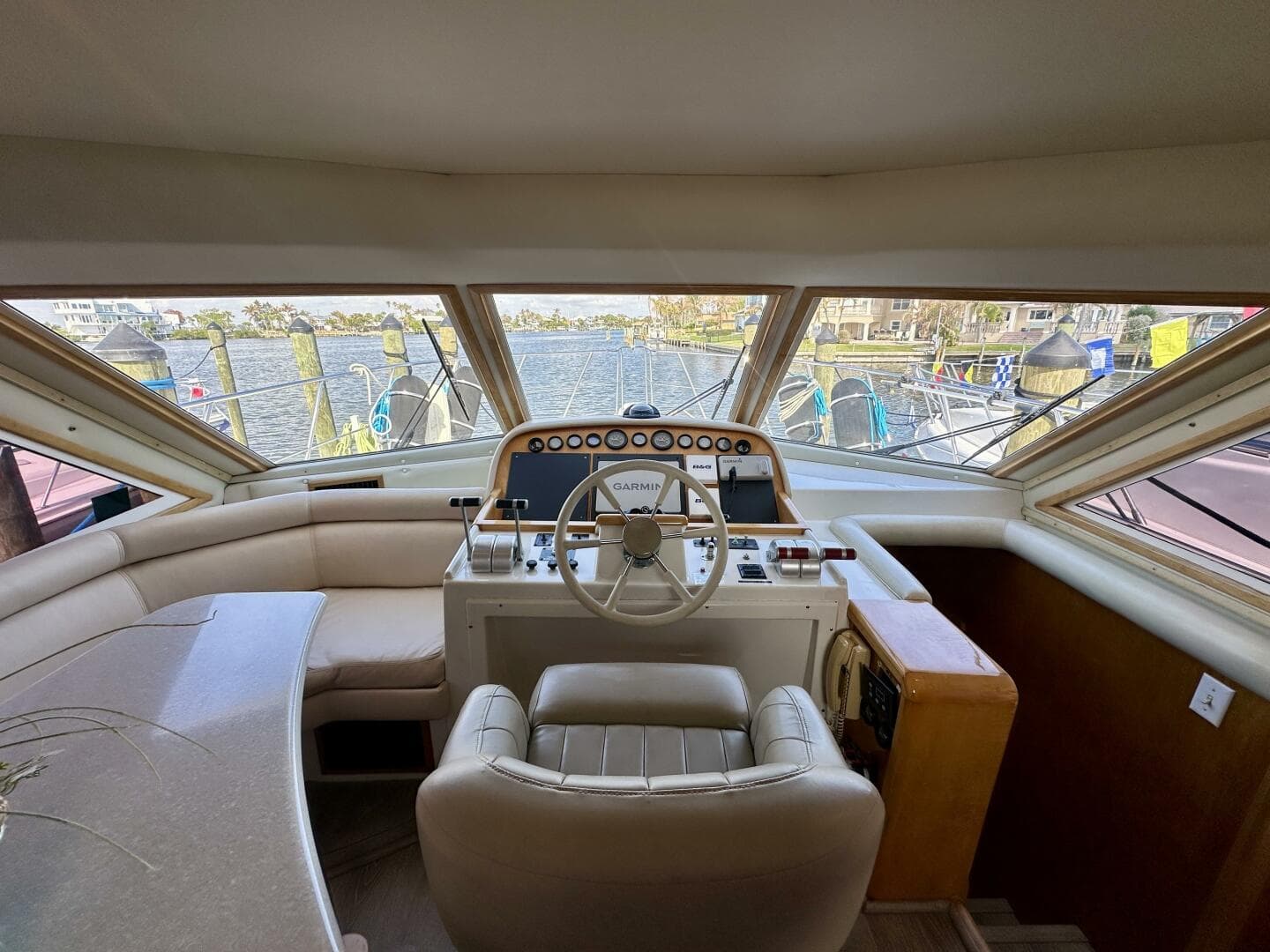 2000 Navigator 4600 Classic