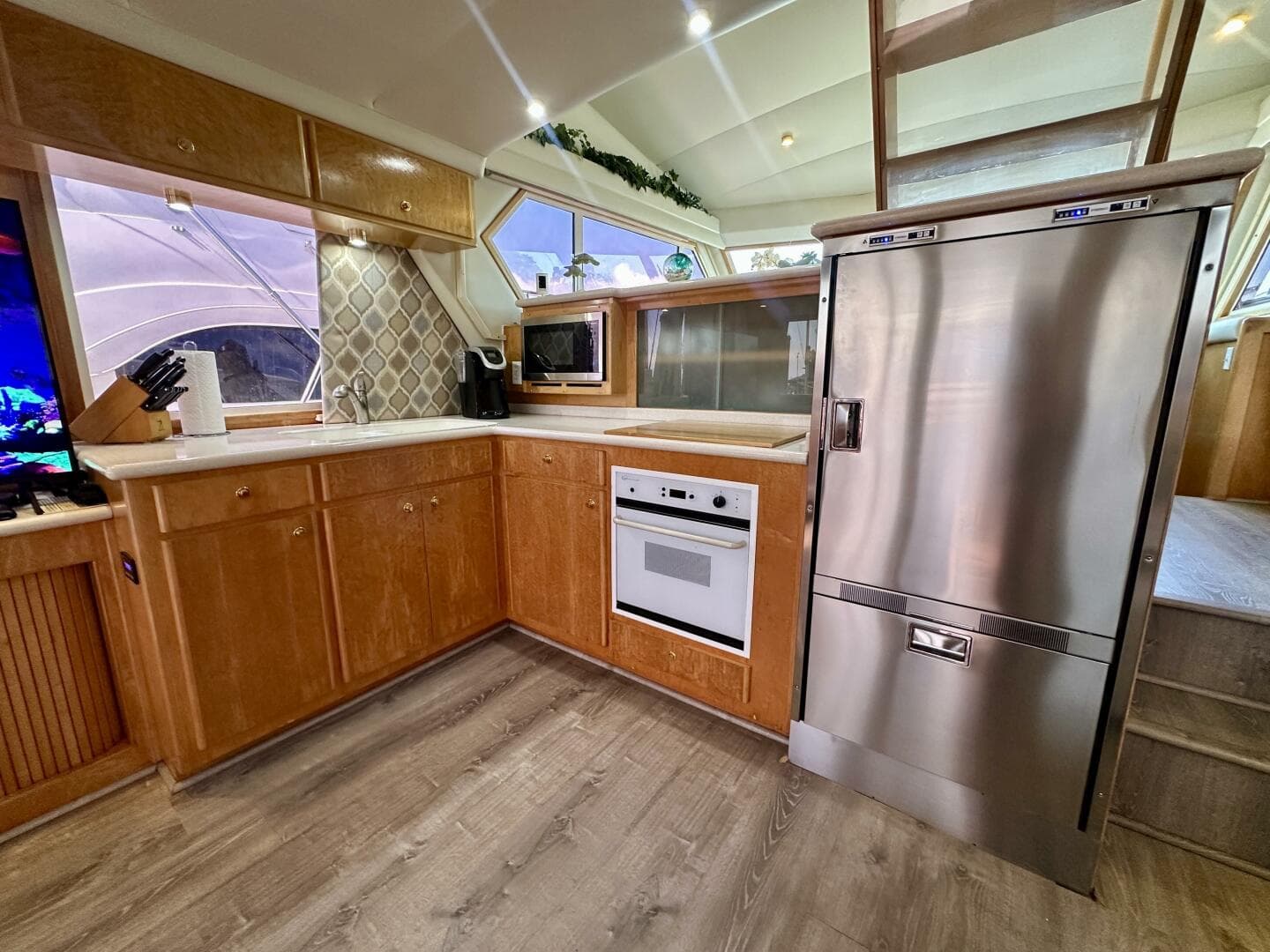 2000 Navigator 4600 Classic