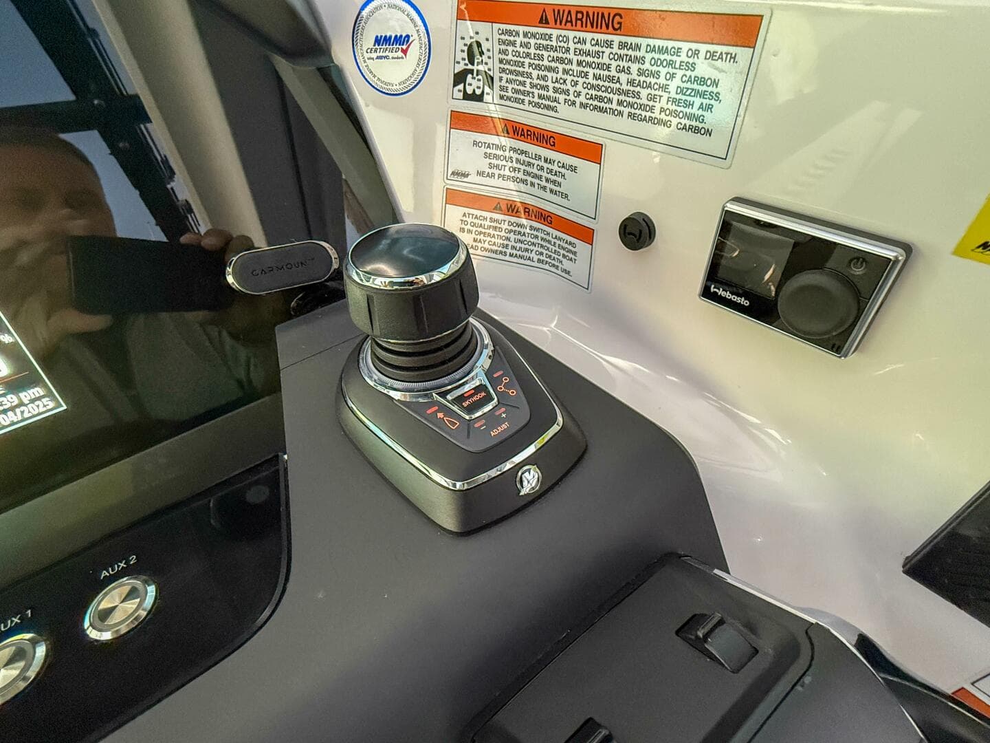 2022 Axopar 37 XC Cross Cabin