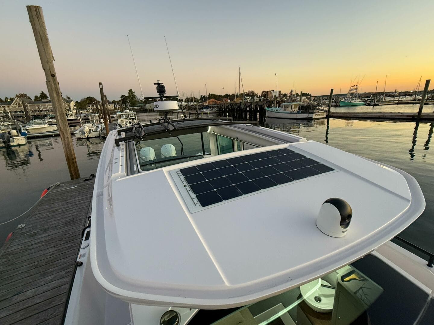 2022 Axopar 37 XC Cross Cabin