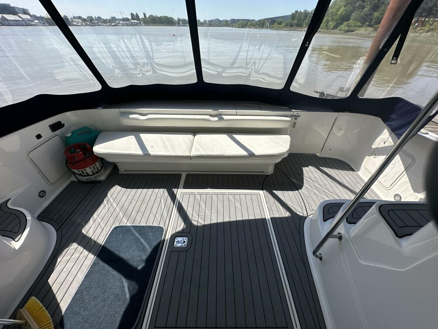 2000 Sea Ray 480 Sedan Bridge