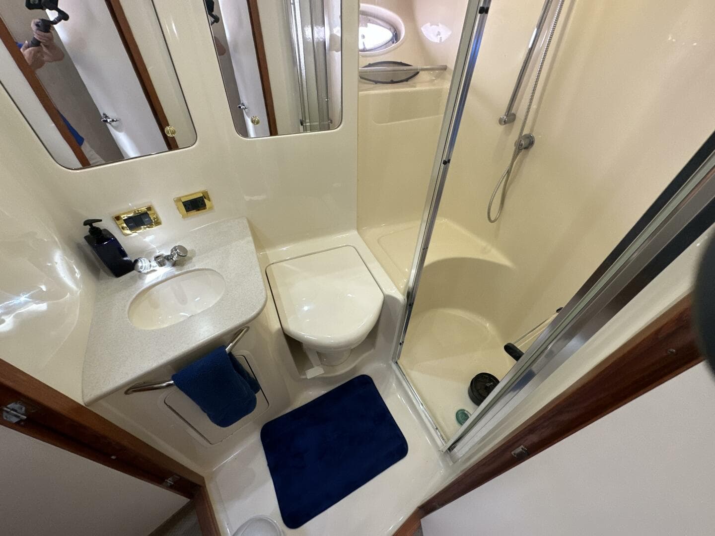 2000 Sea Ray 480 Sedan Bridge