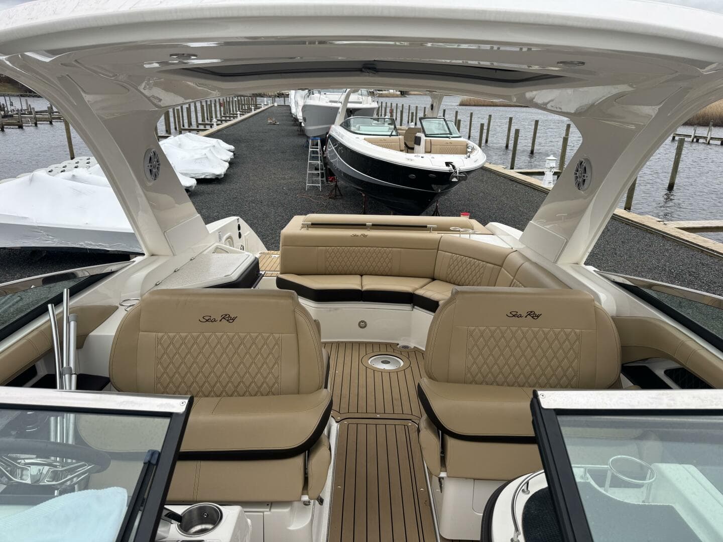 2021 Sea Ray SLX 310