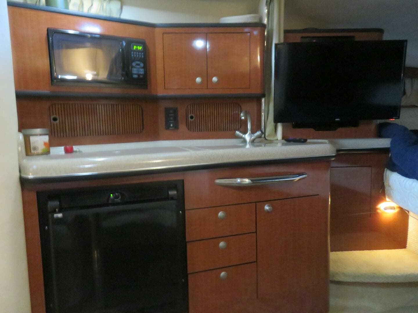 2005 Sea Ray 300 Sundancer