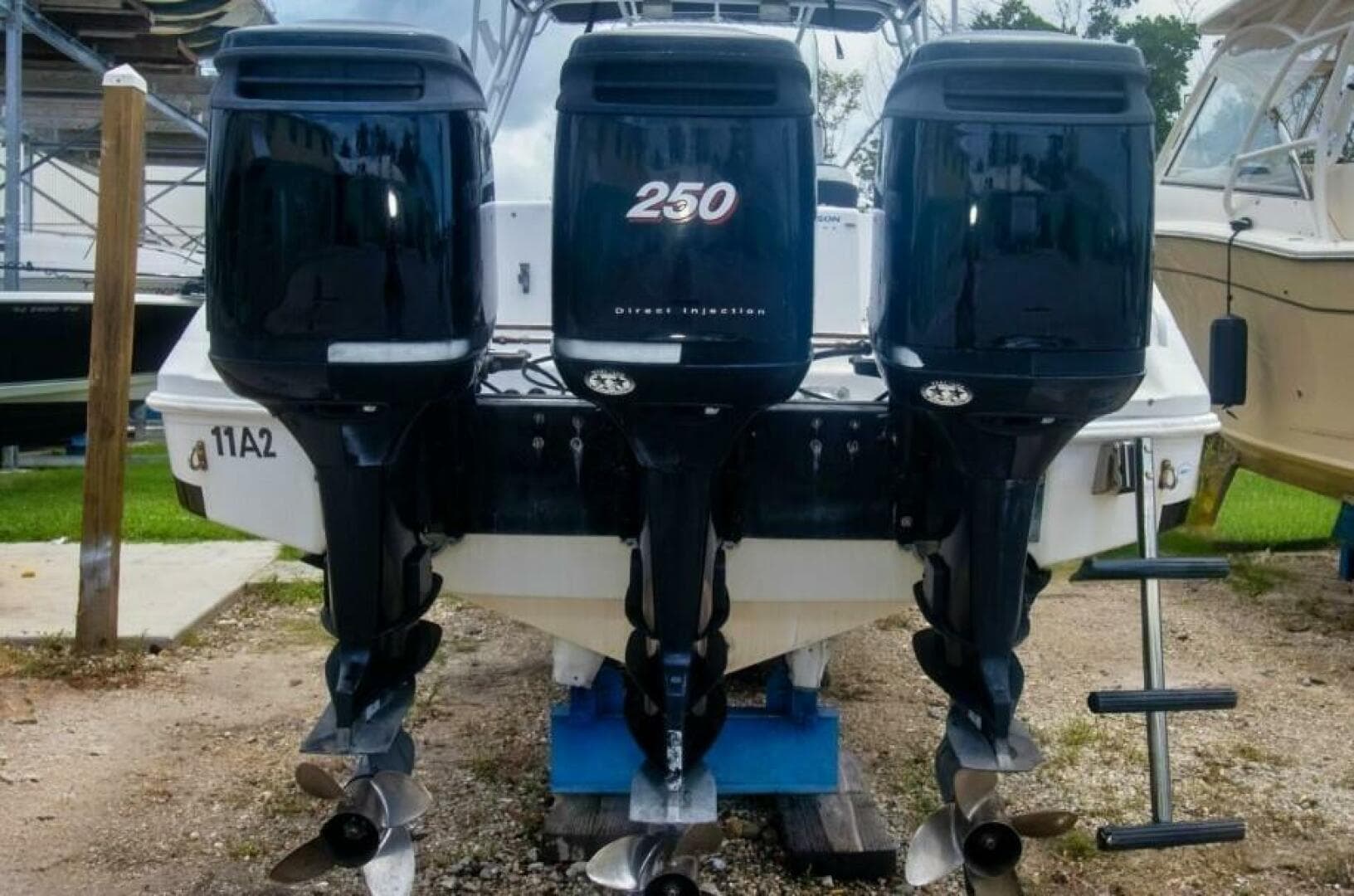 2005 Donzi 35 ZF Cuddy