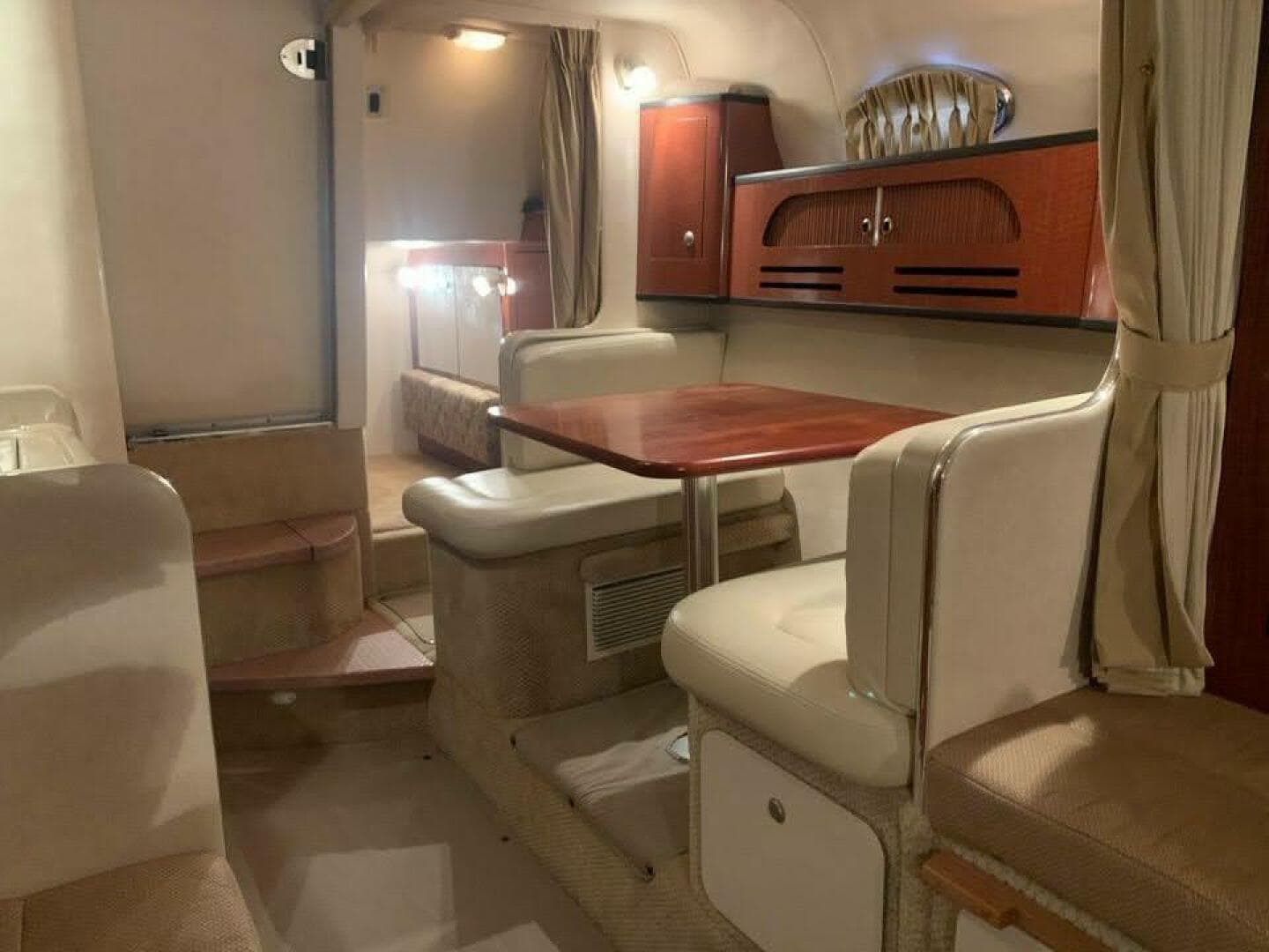 2005 Sea Ray 280 Sundancer