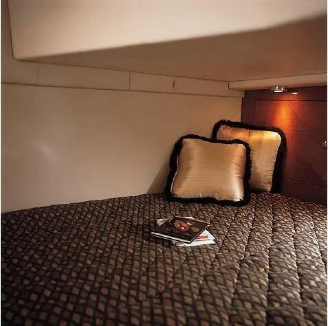 2007 Regal 2565 Window Express