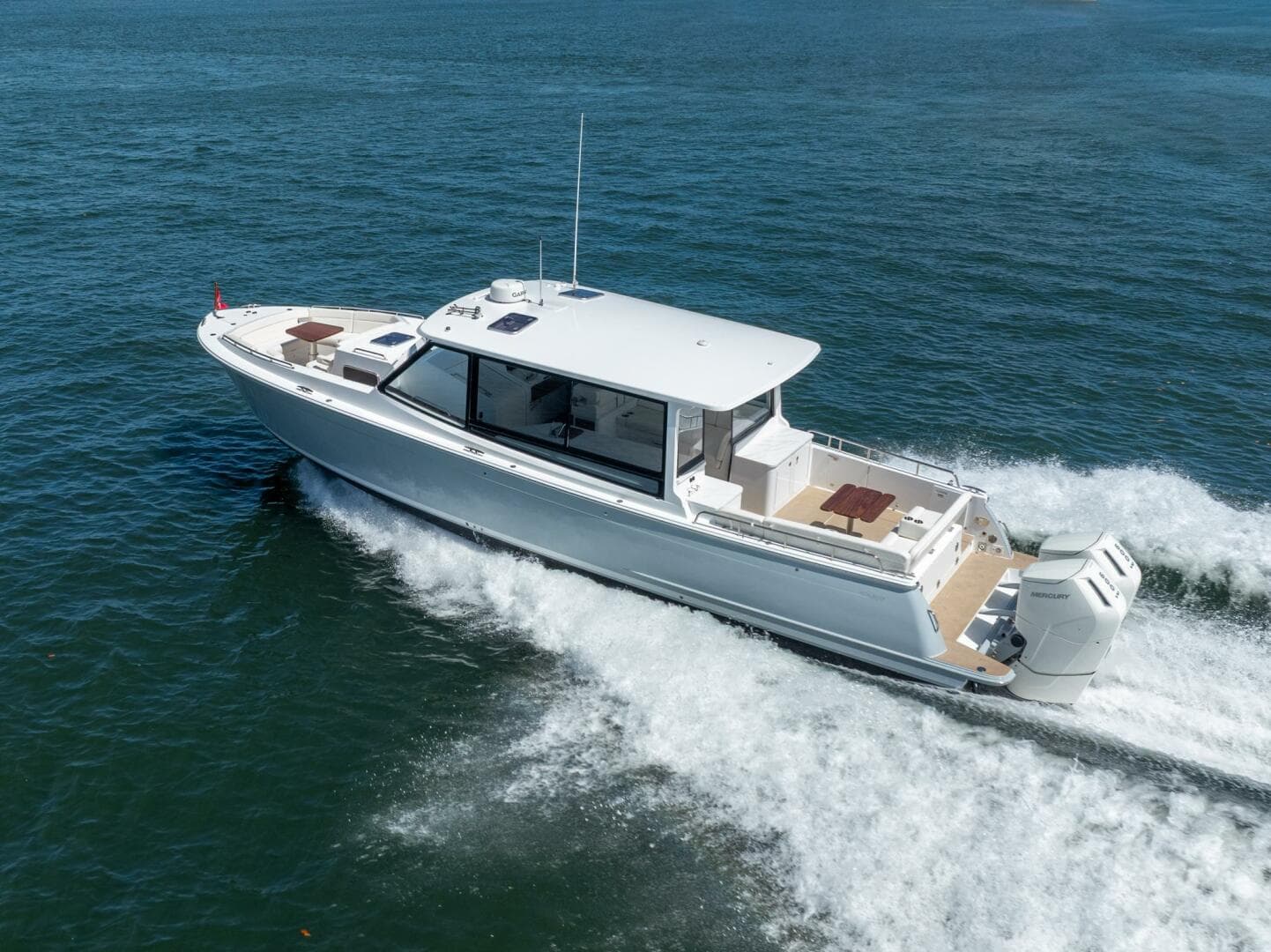 MJM 47X 47-003 - Exterior