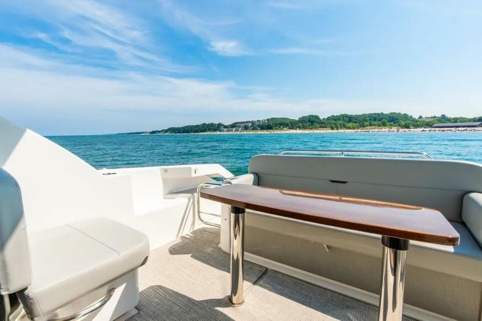 2023 Tiara Yachts 39 Coupe