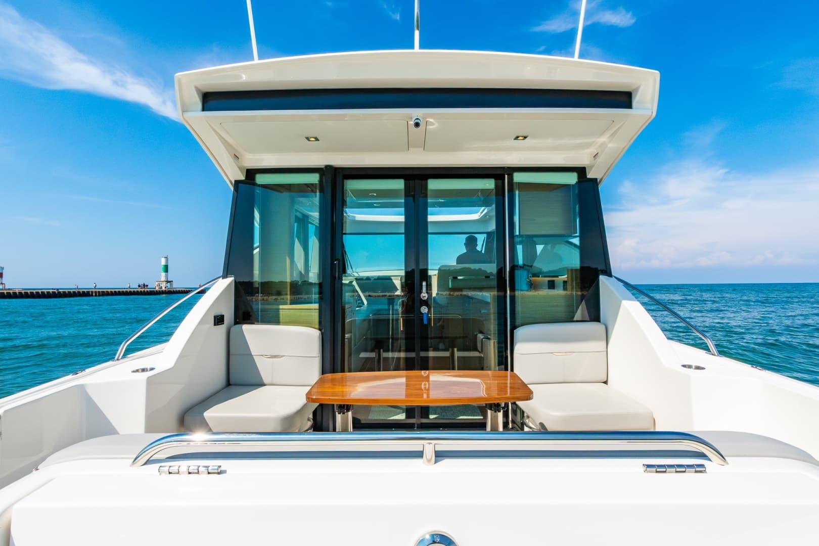 2023 Tiara Yachts 39 Coupe