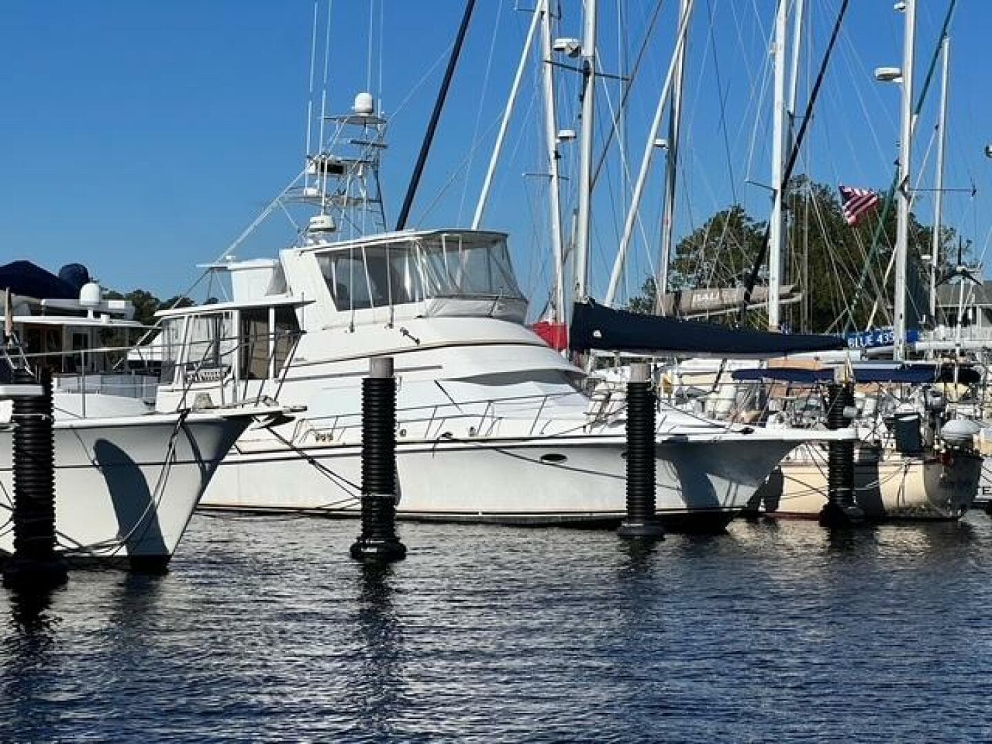 1989 Trojan 12M Motor Yacht