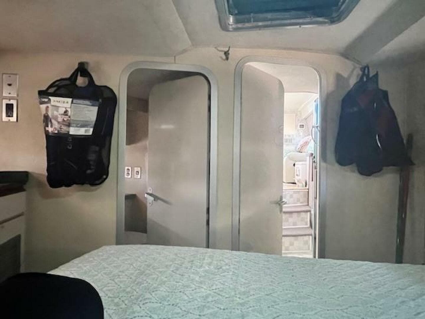 1989 Trojan 12M Motor Yacht