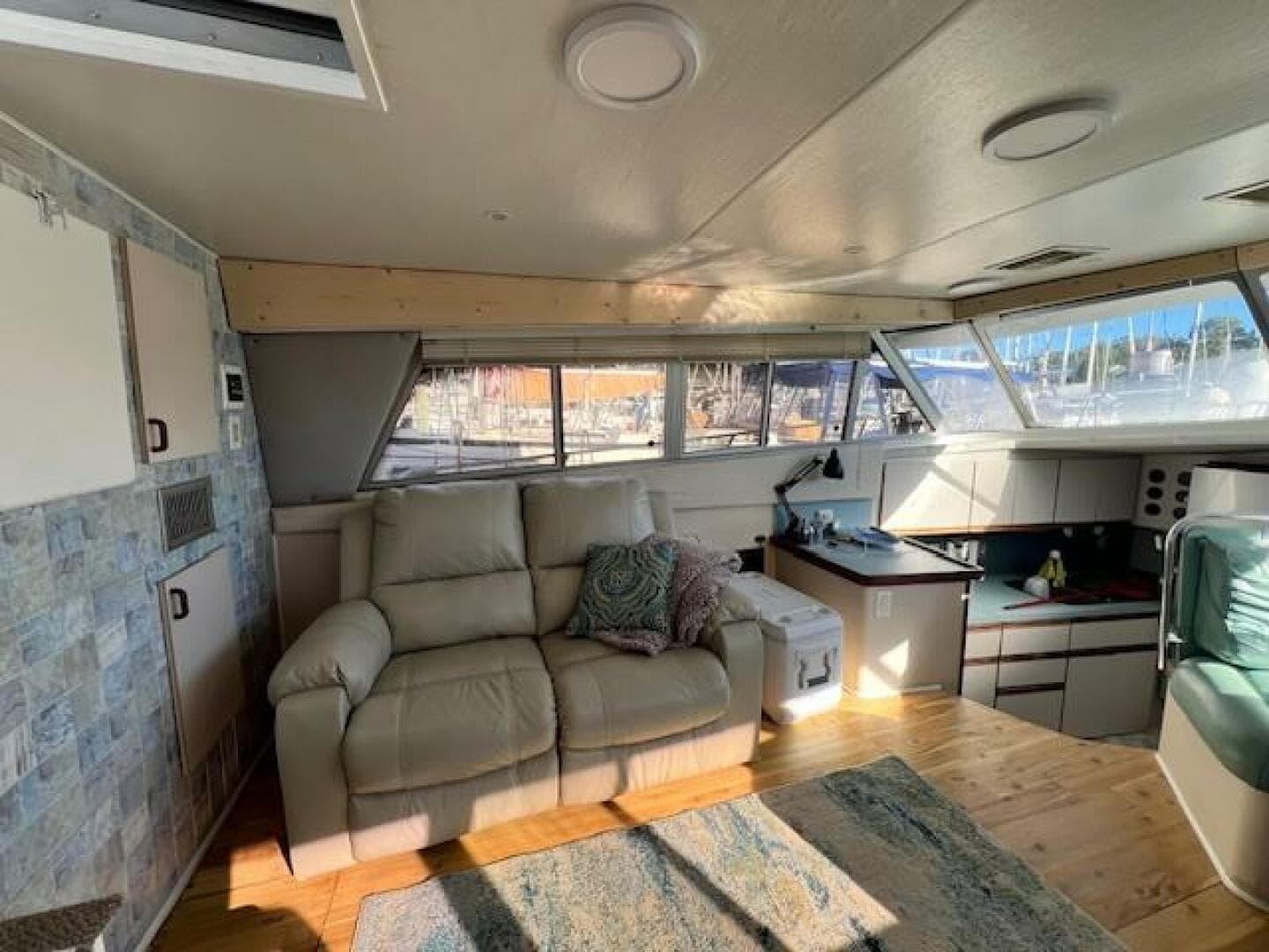 1989 Trojan 12M Motor Yacht