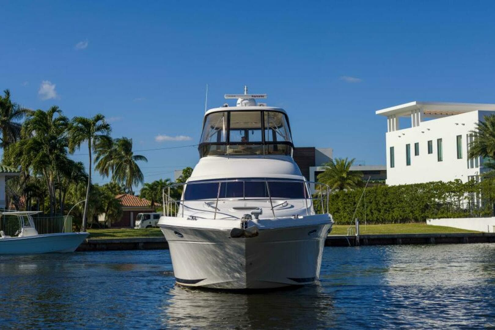 Sea Ray 52 -  Seas The Day - Profile
