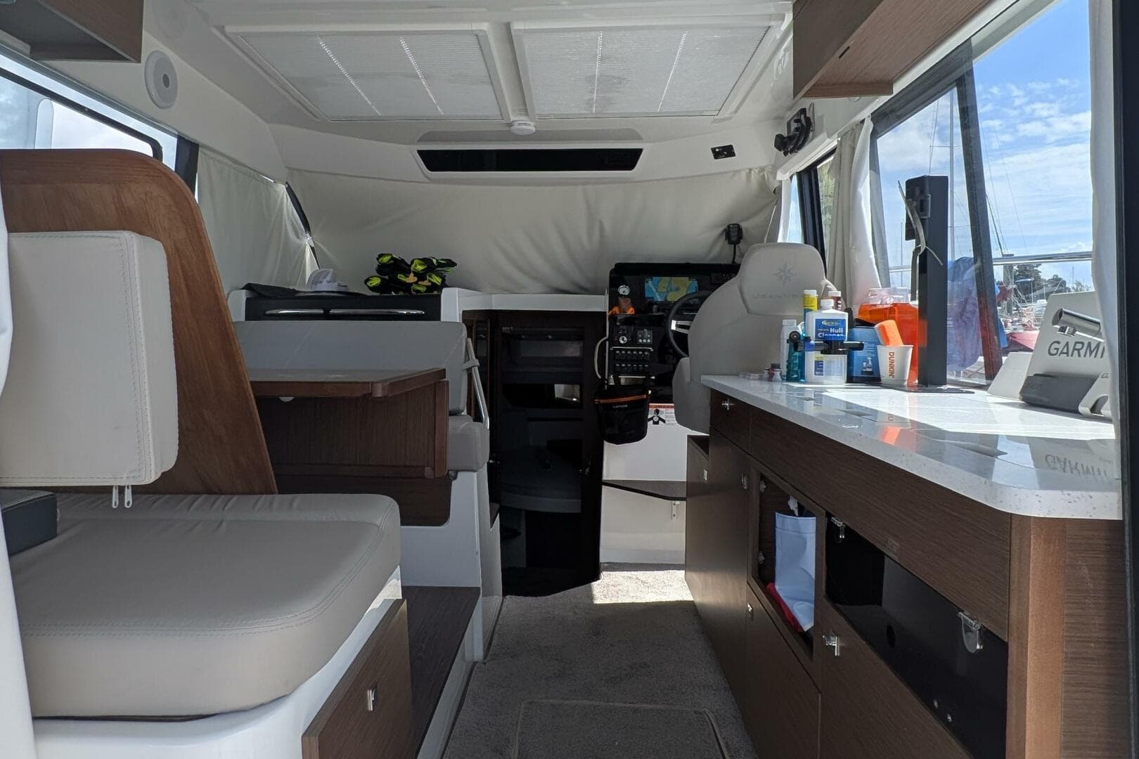 2023 Jeanneau NC 1095 Weekender