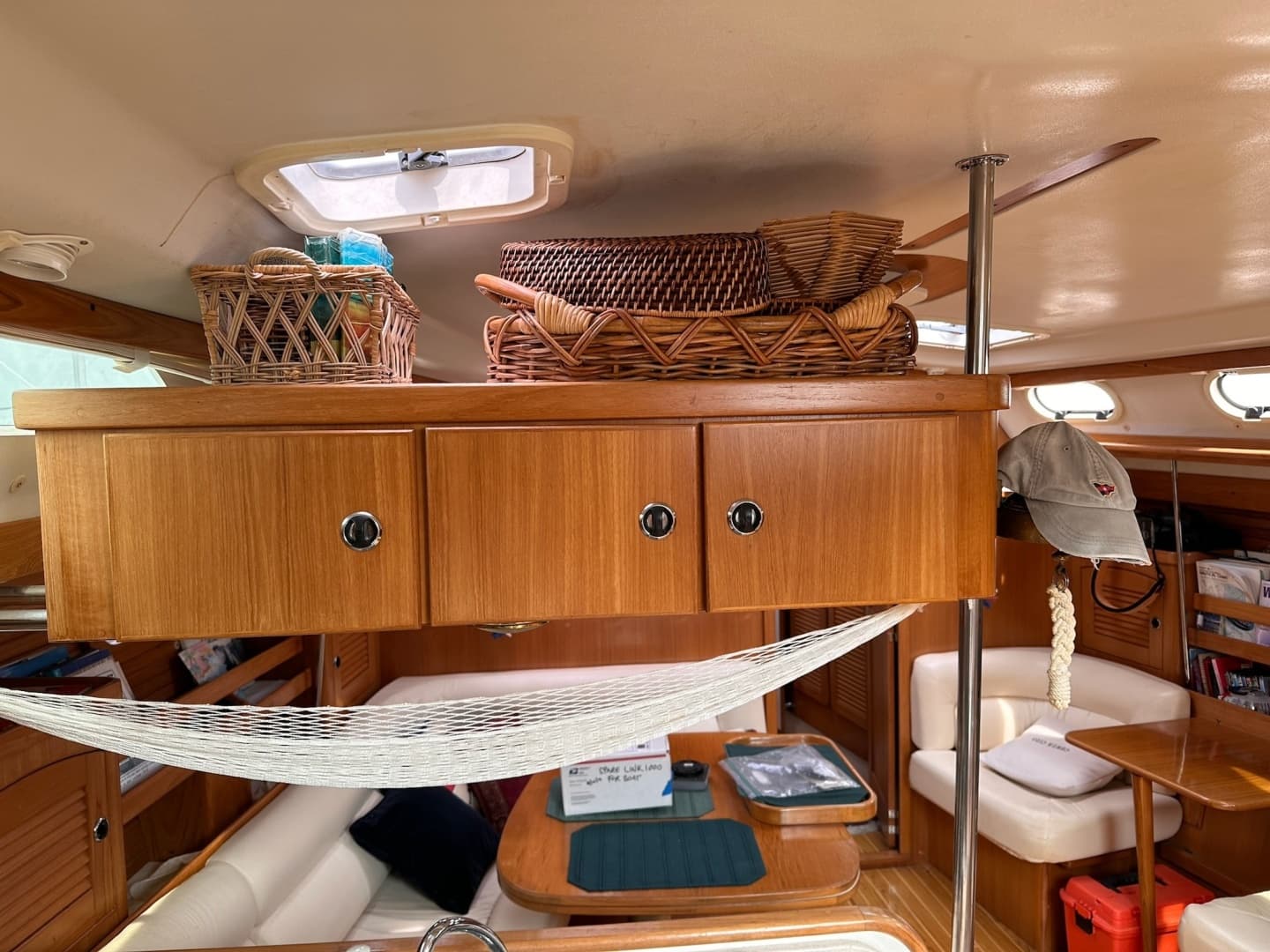 2002 Catalina 470