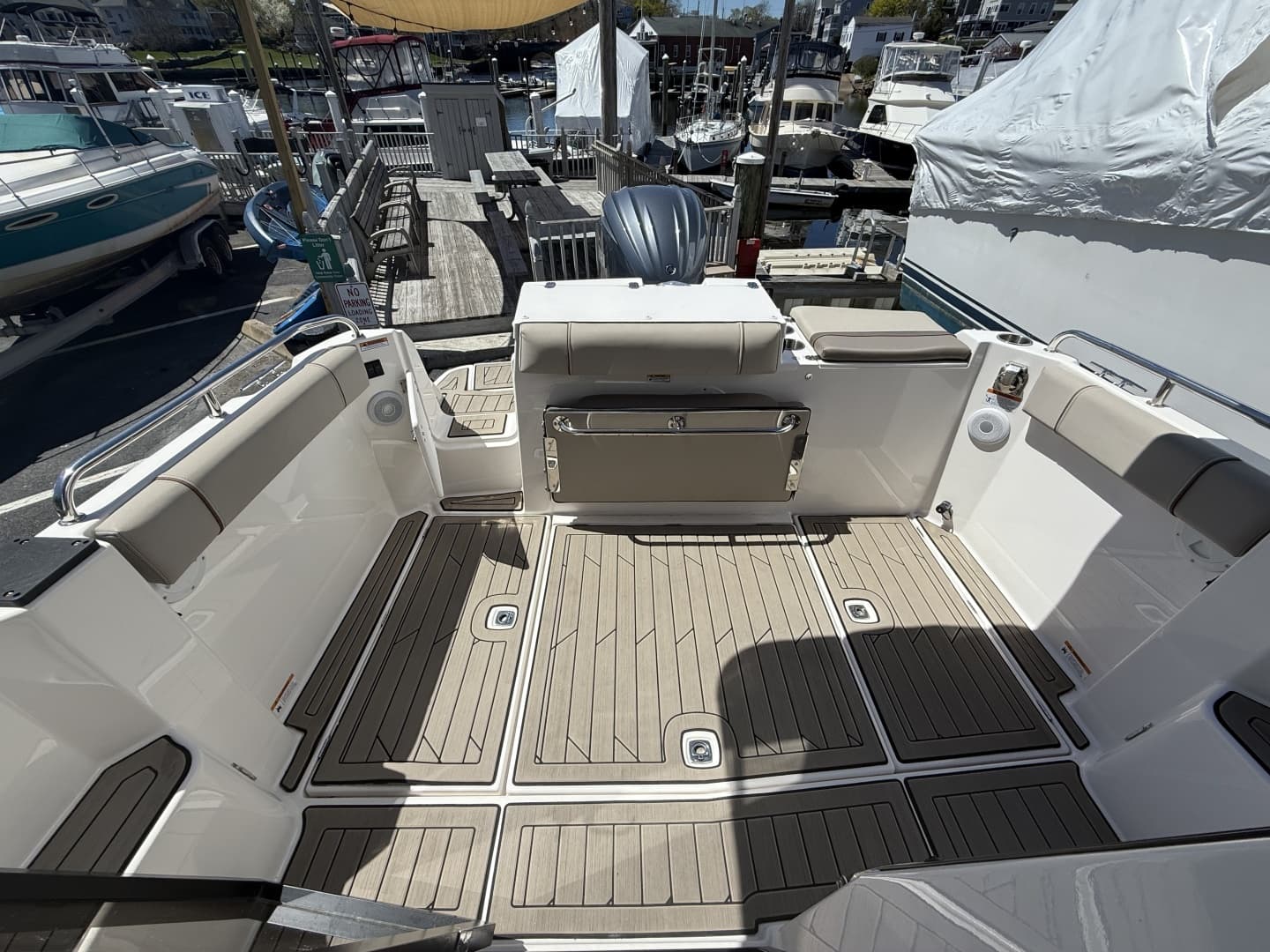 2022 Cutwater C-24