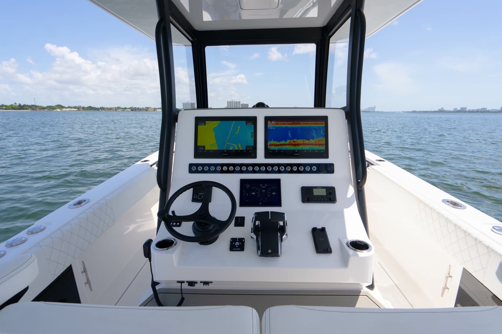 2027 Reef Runner 340