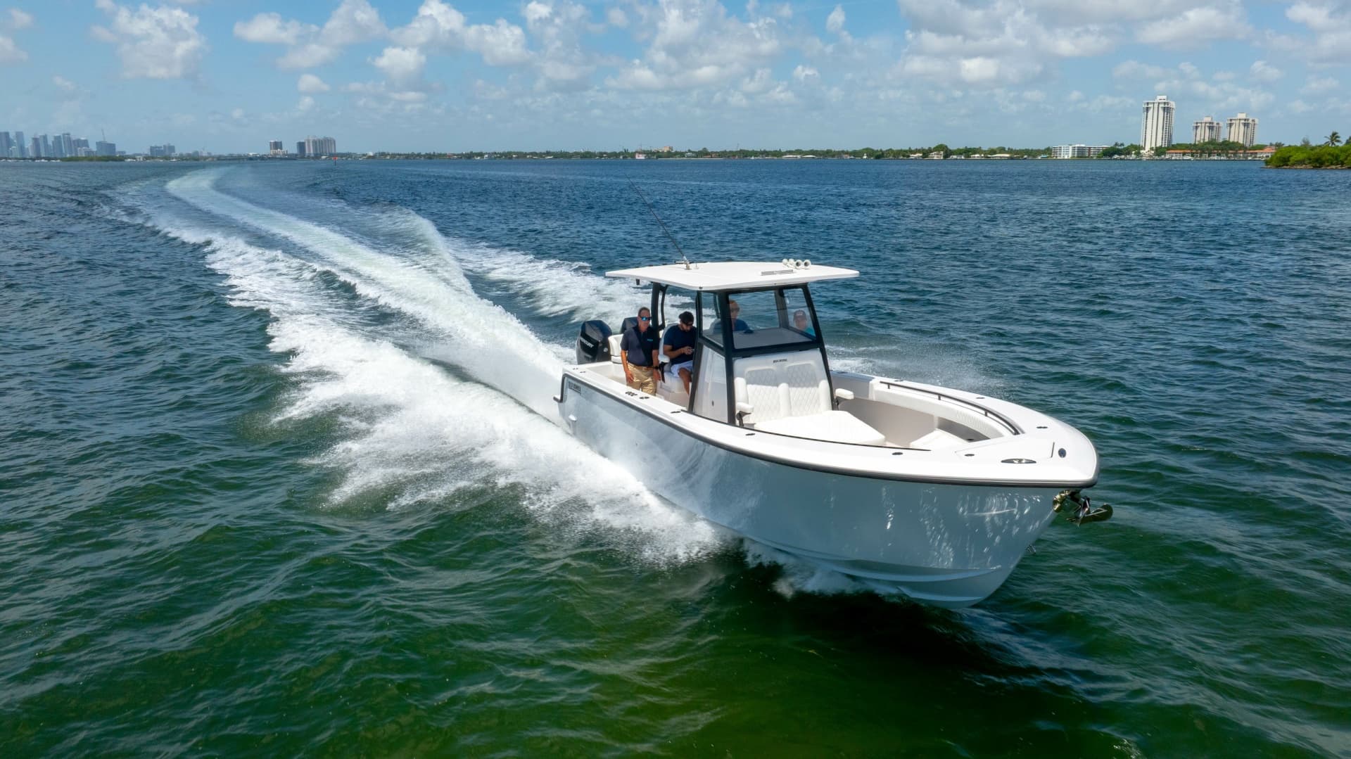 2027 Reef Runner 340