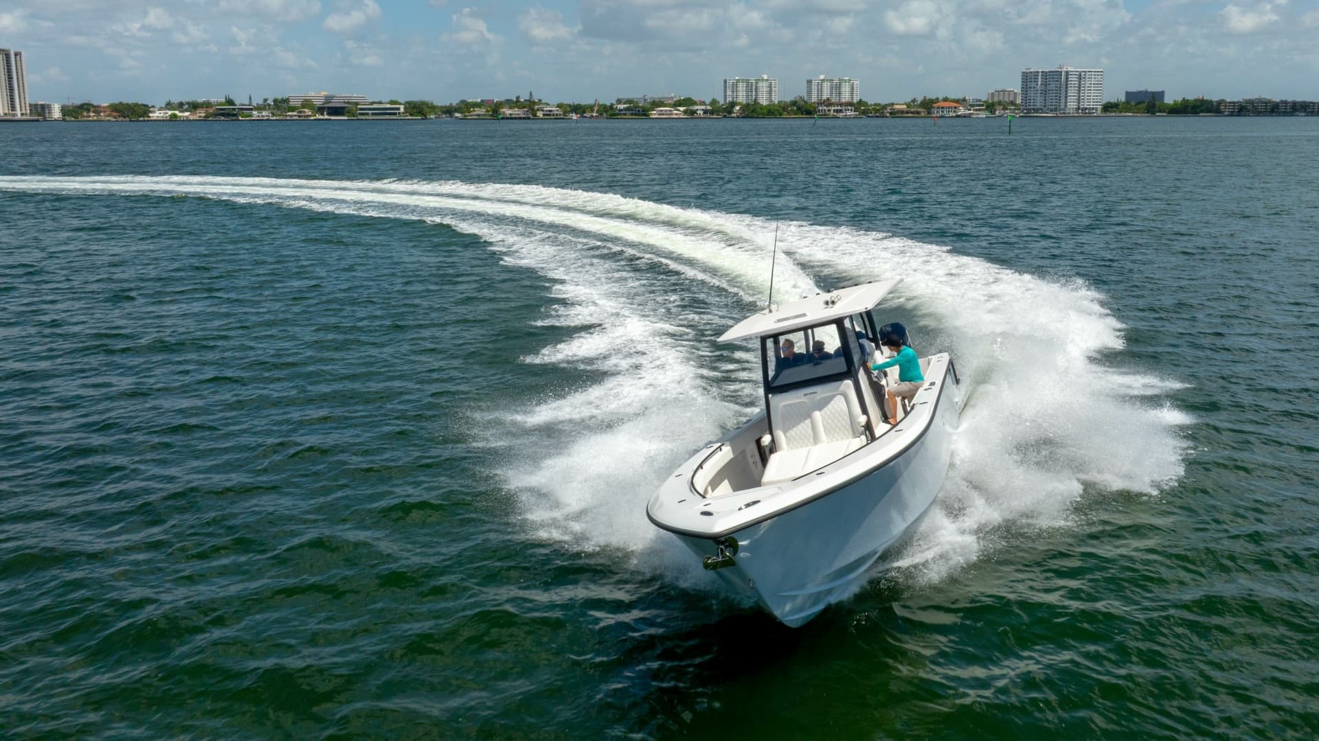 2027 Reef Runner 340