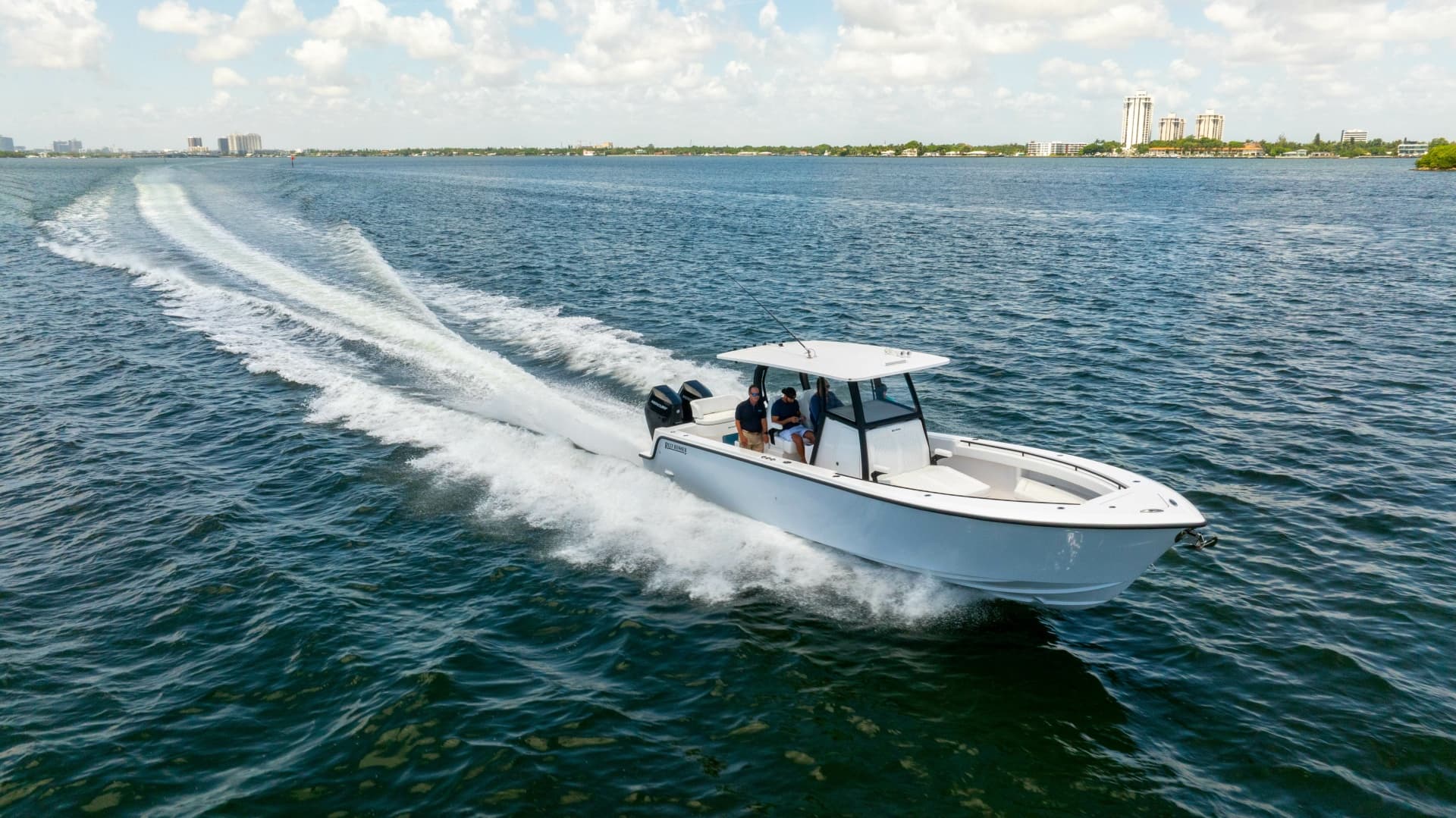 2027 Reef Runner 340