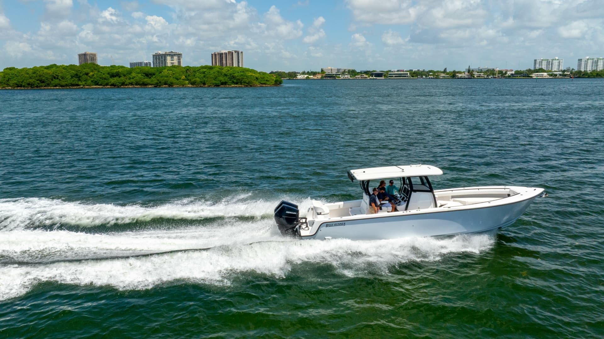 2027 Reef Runner 340
