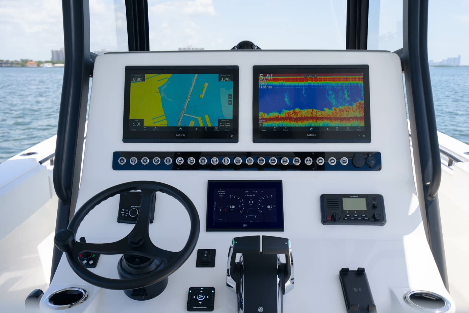 2027 Reef Runner 340