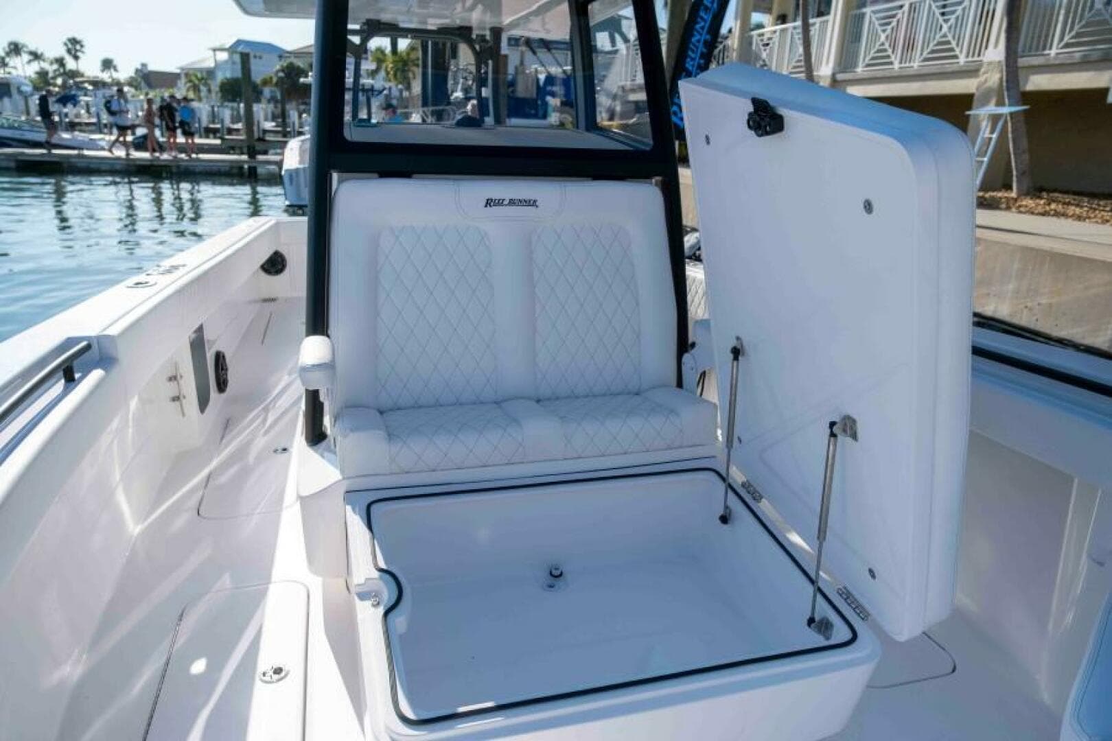 2026 Reef Runner 340