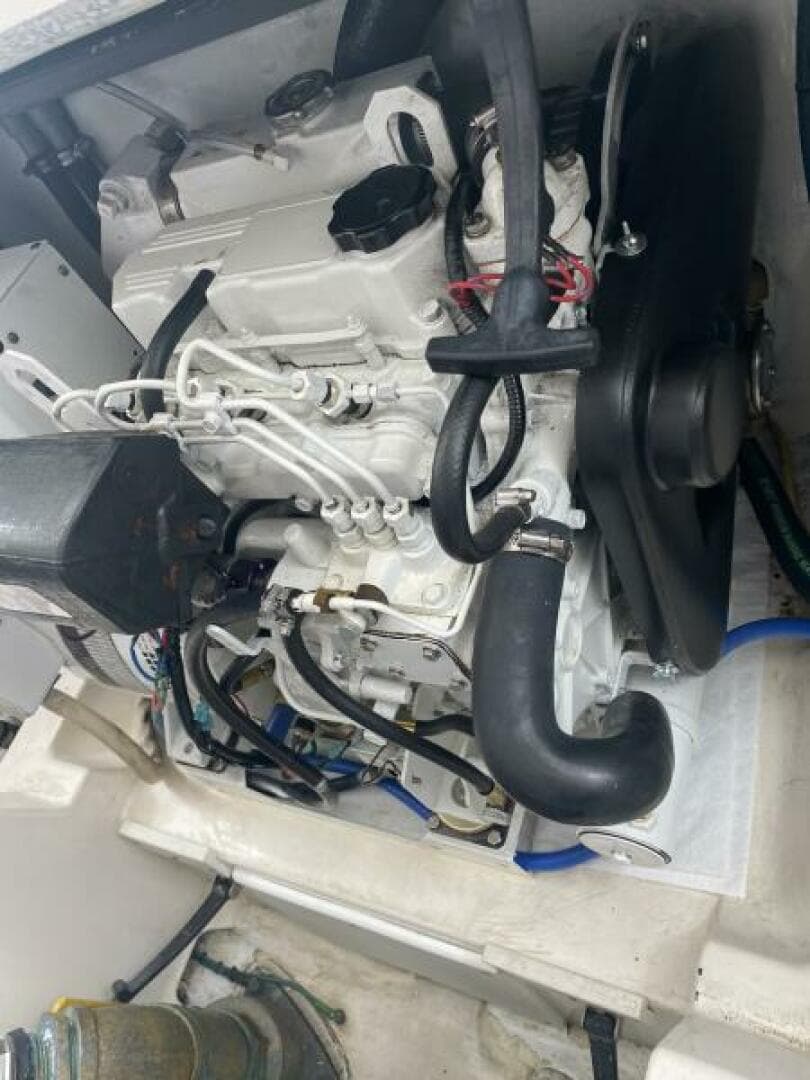 2006 Cabo 40 Express - BUZZ CATCHER