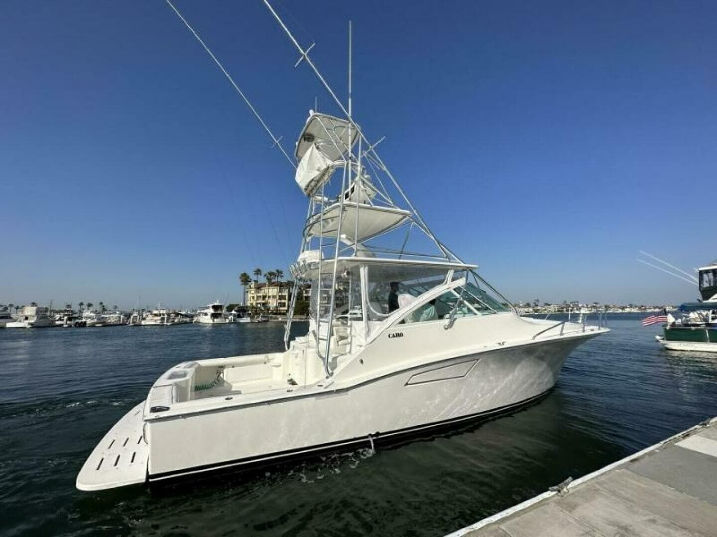 2006 Cabo 40 Express - BUZZ CATCHER