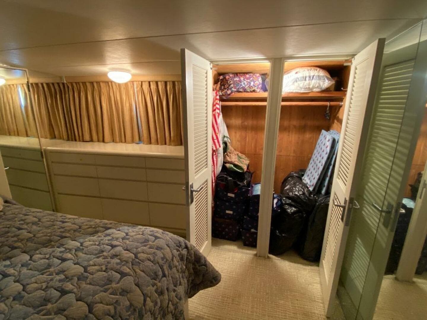 1988 Burger 80 Motor Yacht