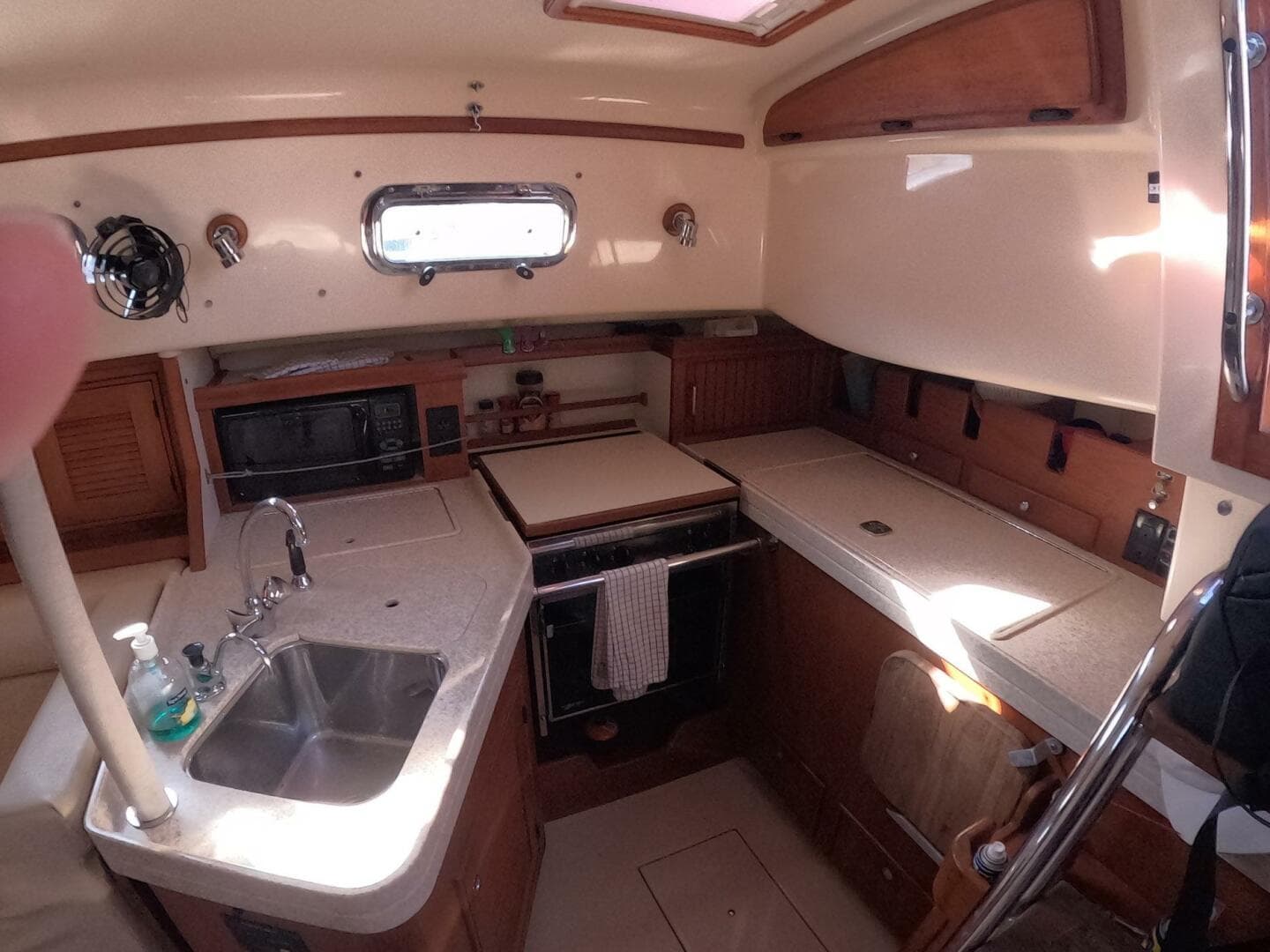 2005 Island Packet 370