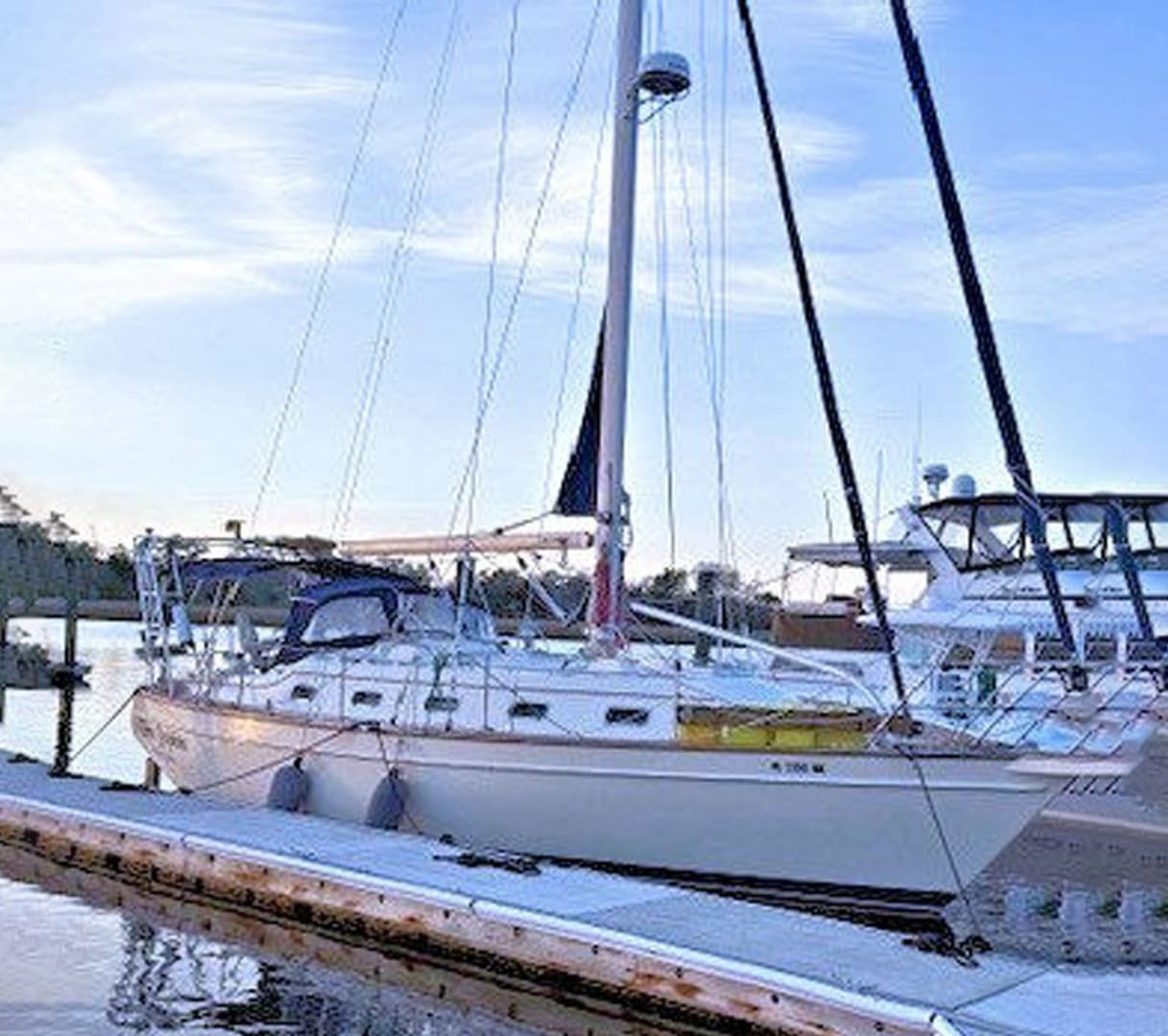 2005 Island Packet 370